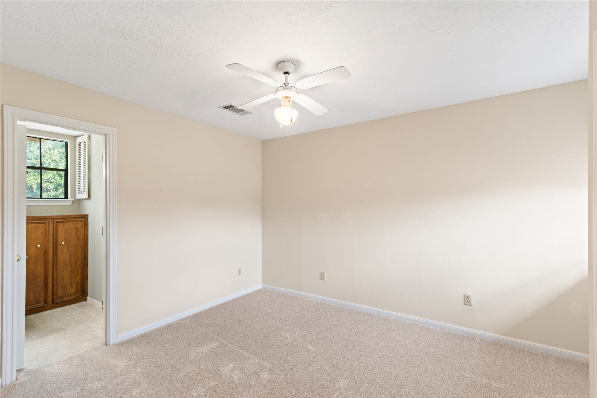 11606 Taos Lane, Houston, TX 77070 11606 Taos Lane, Houston, TX 77070