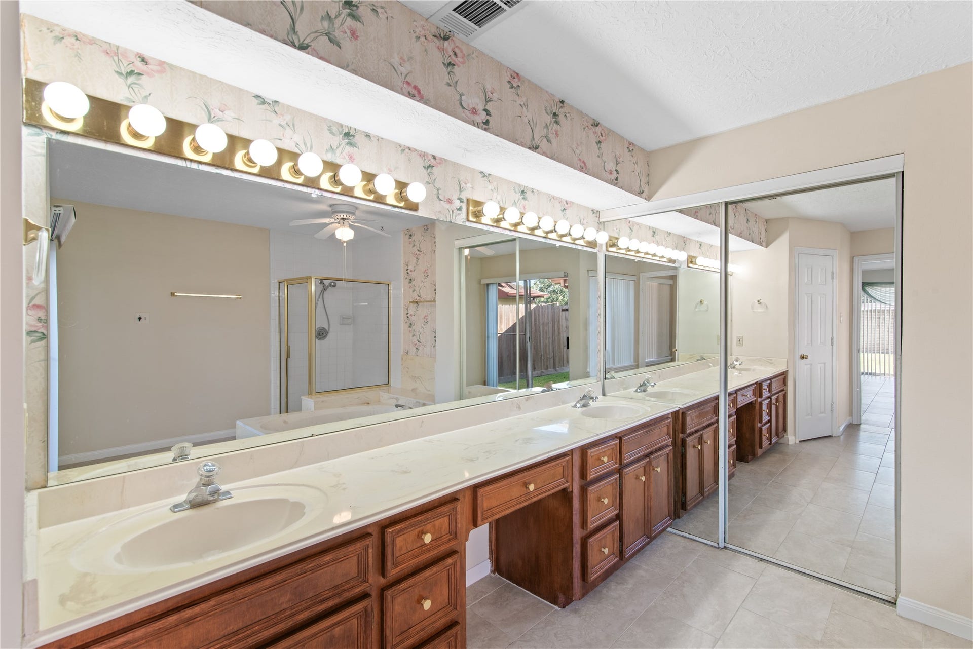 11606 Taos Lane, Houston, TX 77070 11606 Taos Lane, Houston, TX 77070