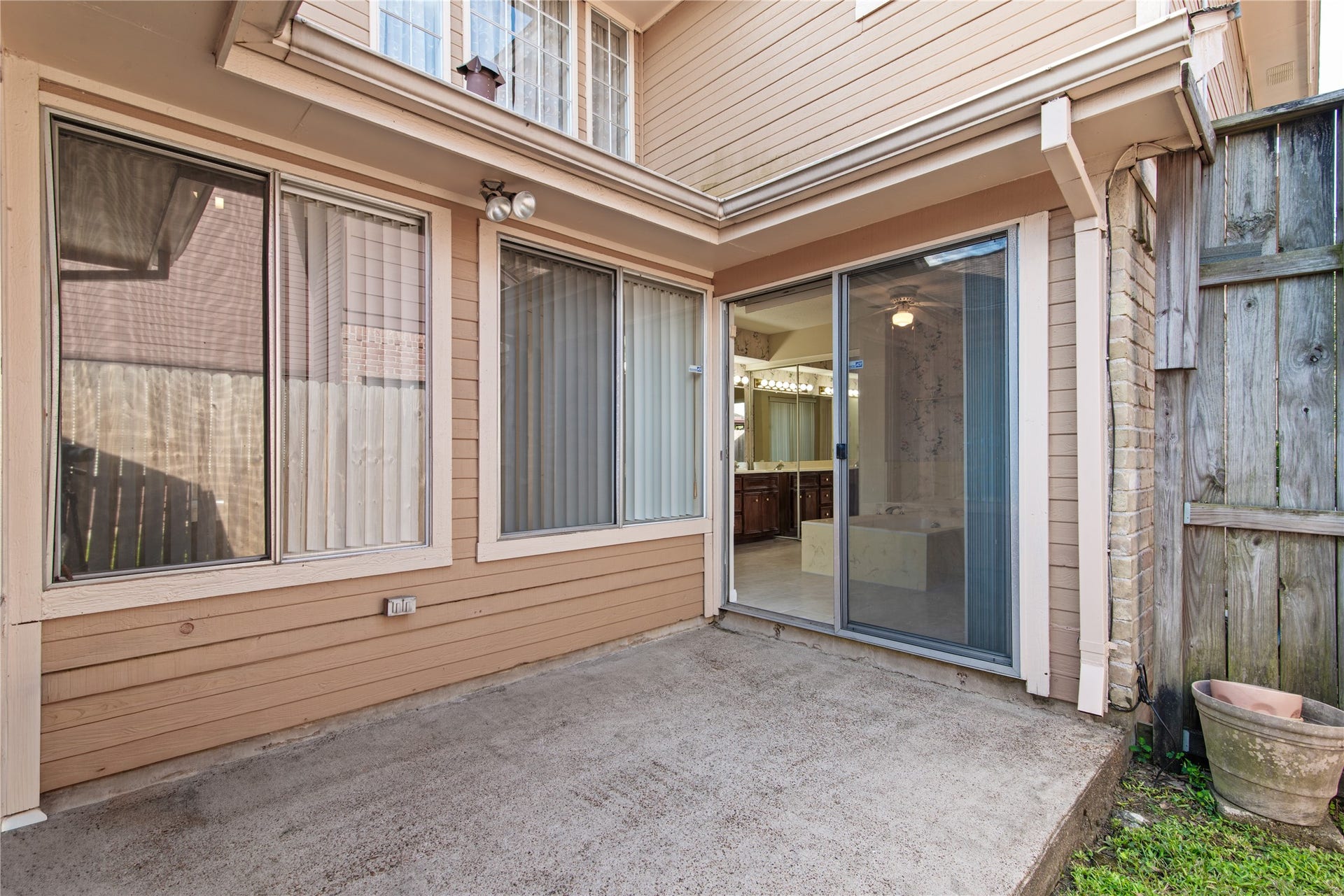 11606 Taos Lane, Houston, TX 77070 11606 Taos Lane, Houston, TX 77070