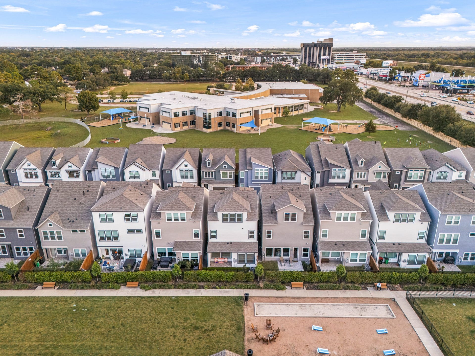 16032 Hayes Park Drive, Houston, TX 77079 16032 Hayes Park Drive, Houston, TX 77079
