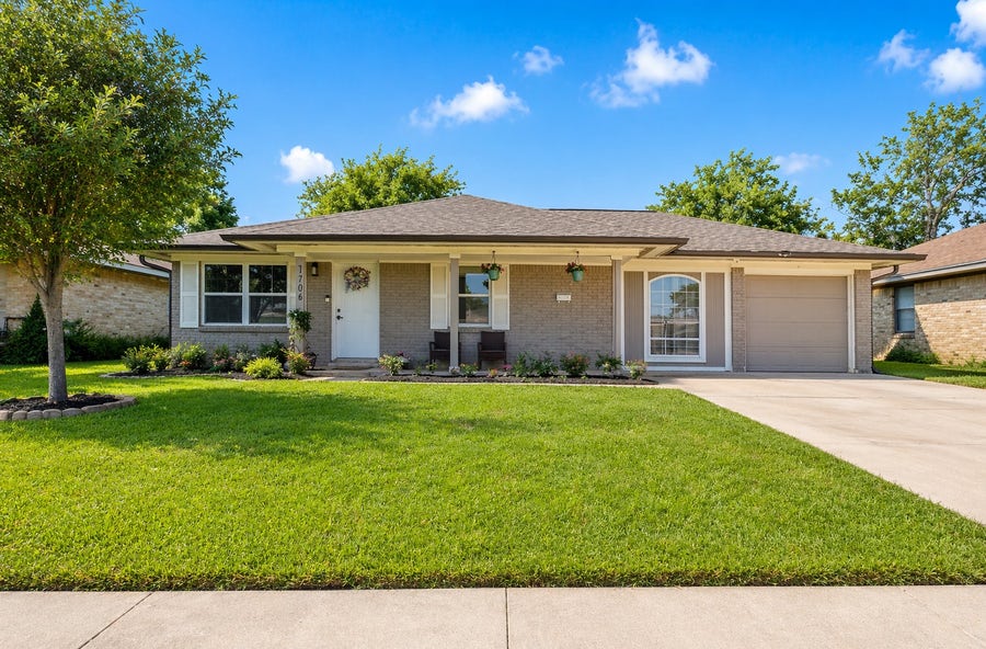 Property photo for 1706 Jane Drive, Pasadena, TX