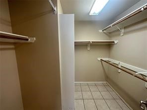 14420 Birch Knoll Lane, Houston, TX 77047 Closet space in primary bedroom