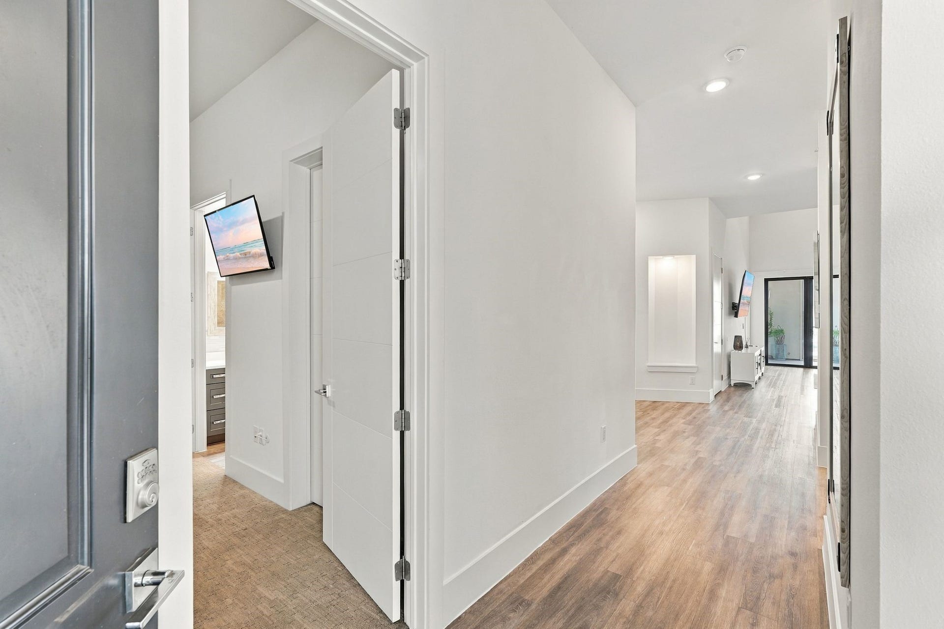 199 Waterpoint Court, #401, Montgomery, TX 77356 199 Waterpoint Court, #401, Montgomery, TX 77356