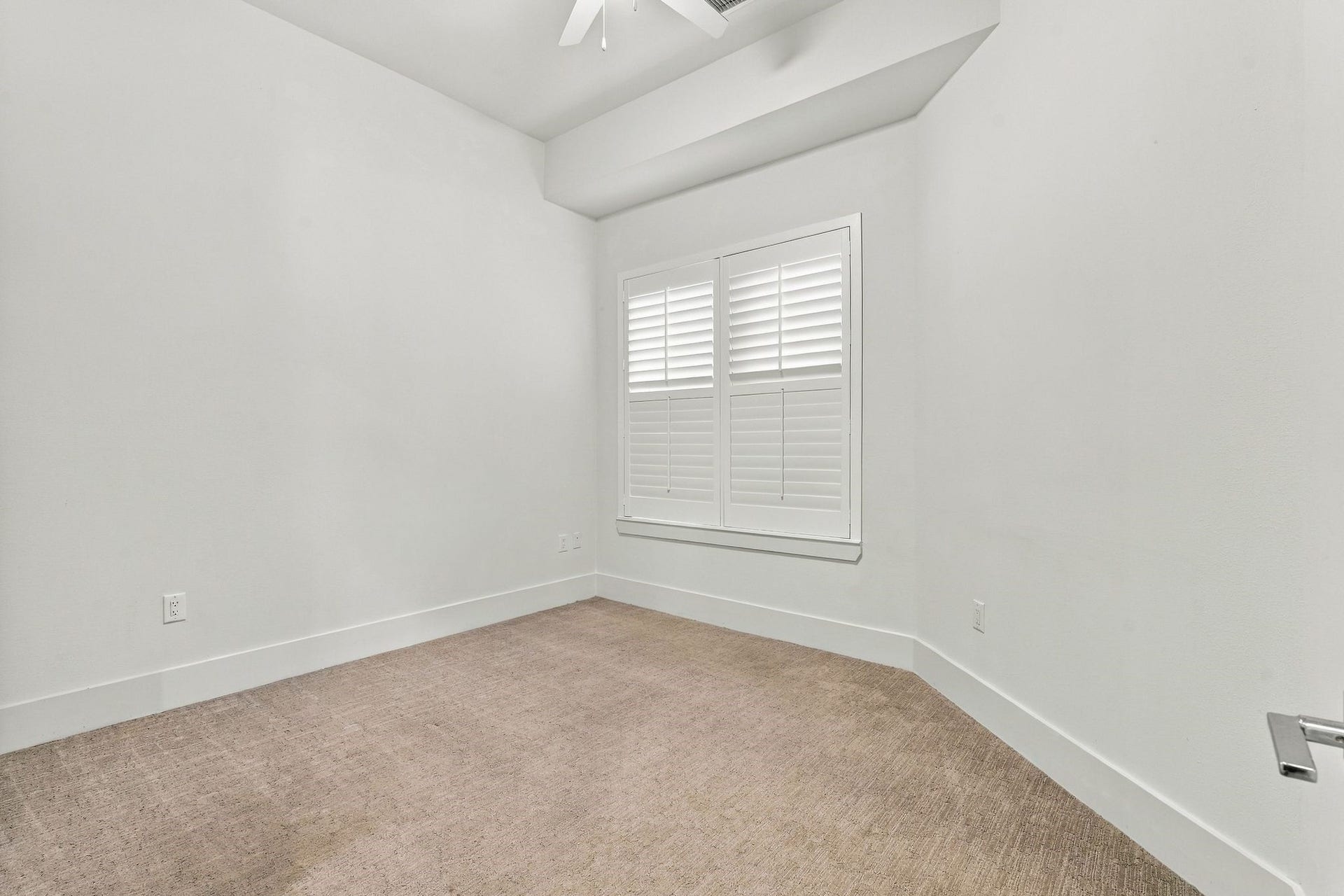 199 Waterpoint Court, #401, Montgomery, TX 77356 199 Waterpoint Court, #401, Montgomery, TX 77356