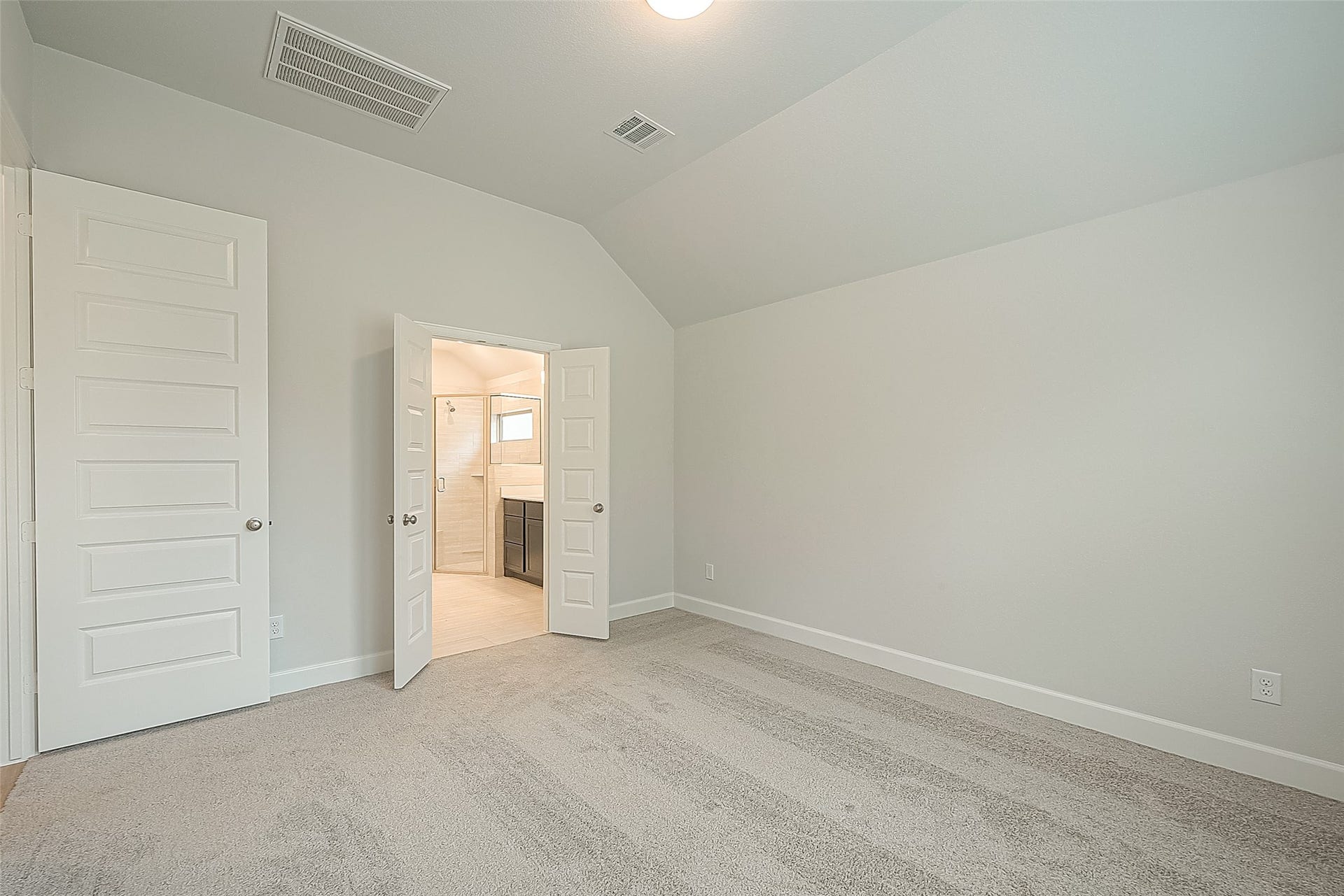 213 McCrea Court, Montgomery, TX 77316