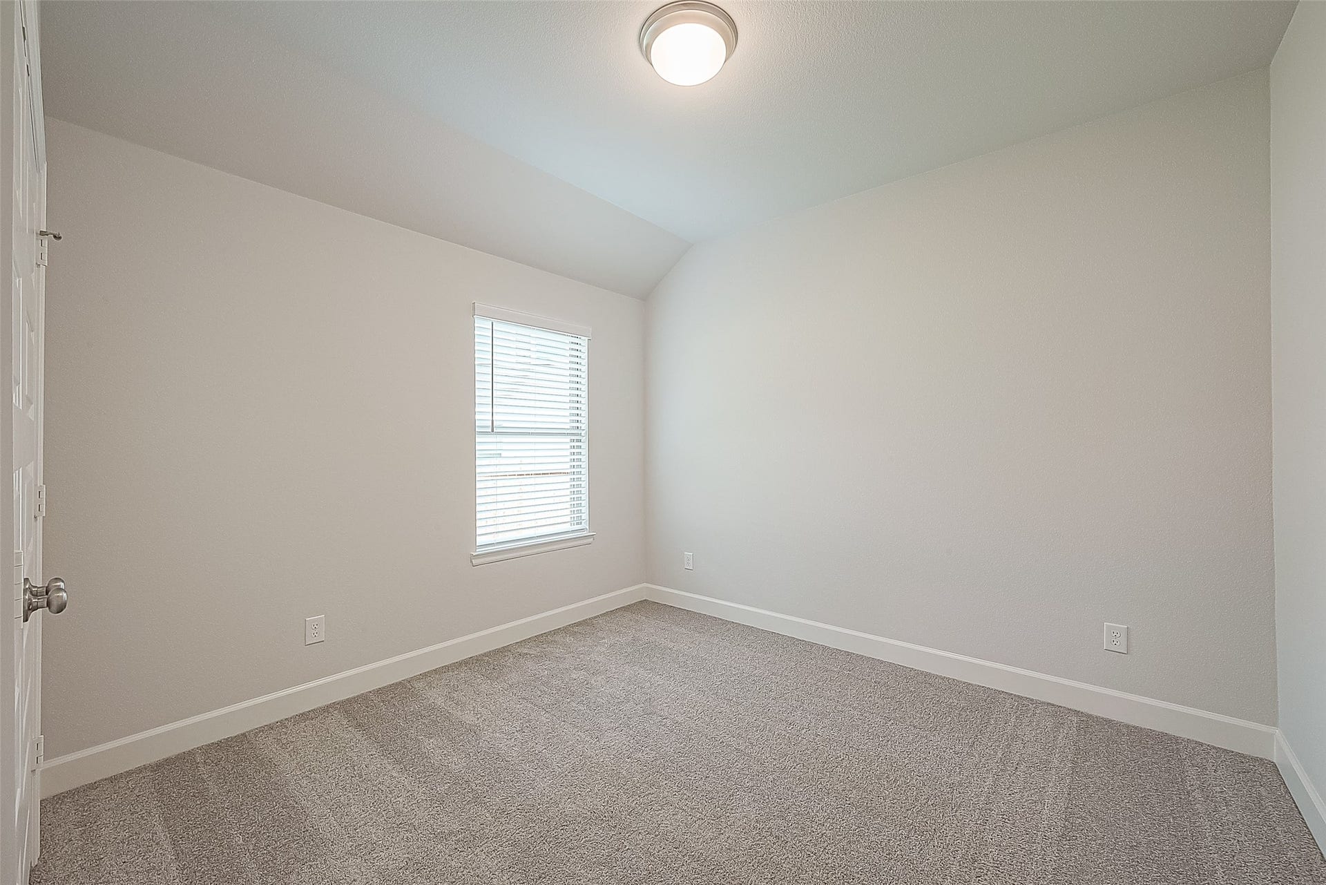 213 McCrea Court, Montgomery, TX 77316