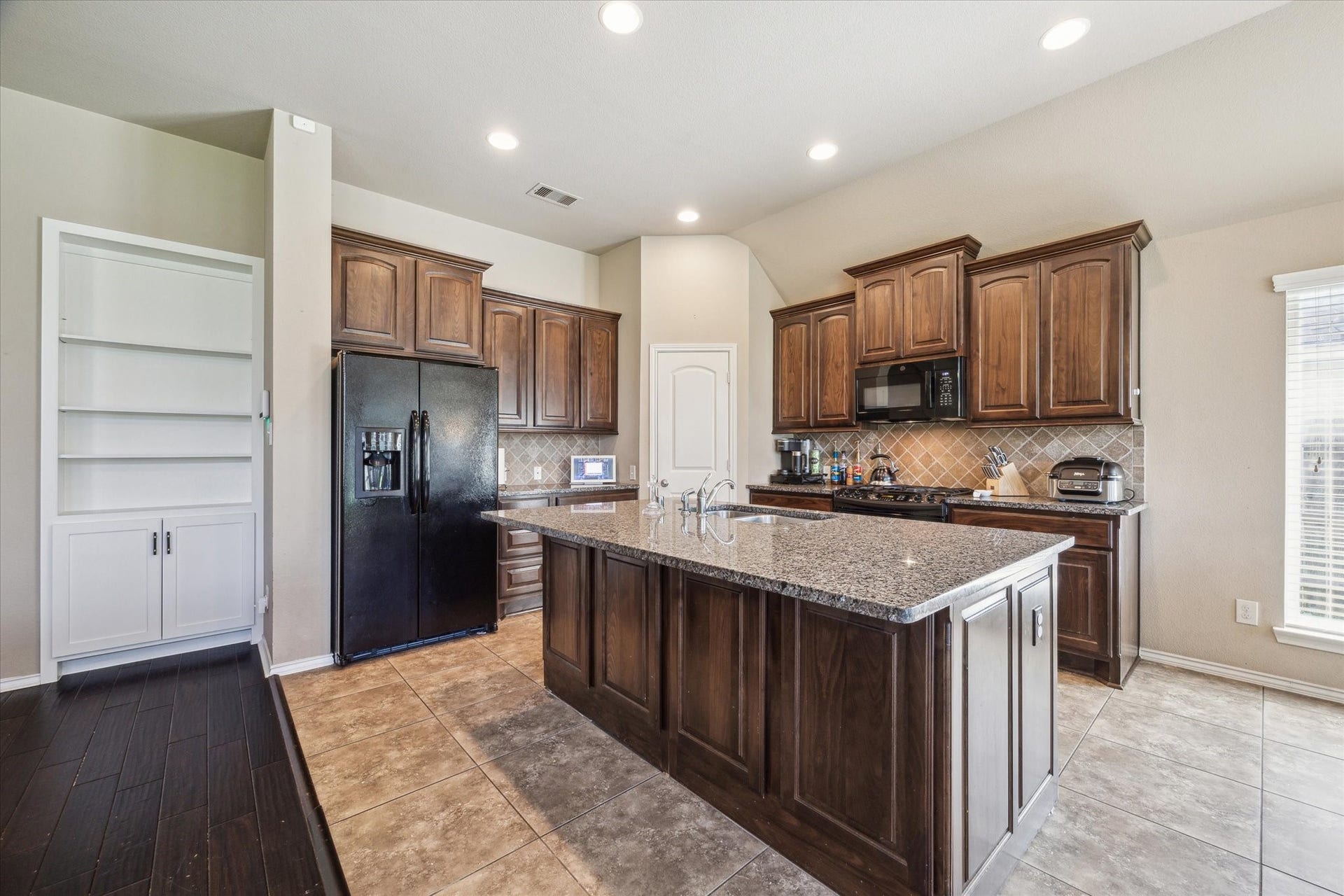 14116 Timber Bluff Drive, Pearland, TX 77584 14116 Timber Bluff Drive, Pearland, TX 77584