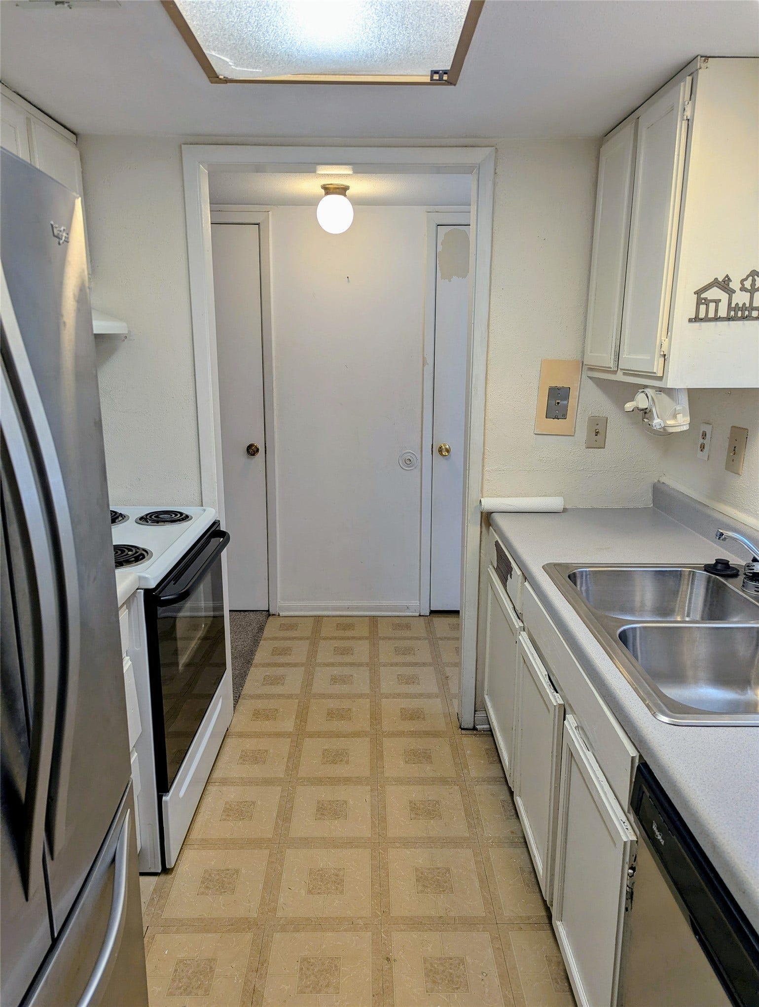 1515 Cedar Cove Street, La Porte, TX 77571 Last Shot of Kitchen