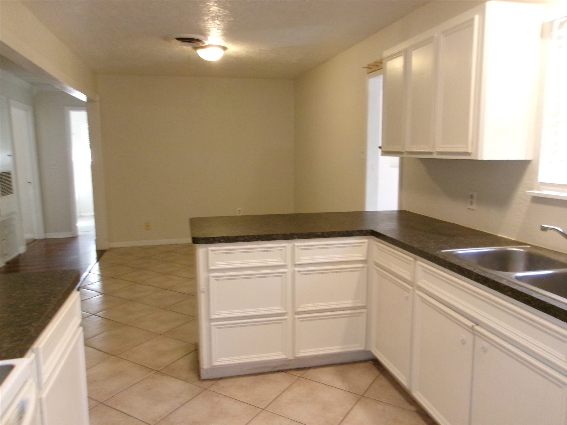 7412 McArthur Street, Hitchcock, TX 77563 7412 McArthur Street, Hitchcock, TX 77563
