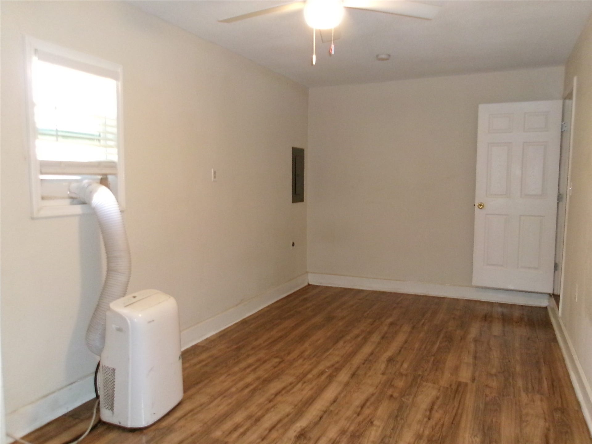 7412 McArthur Street, Hitchcock, TX 77563 7412 McArthur Street, Hitchcock, TX 77563