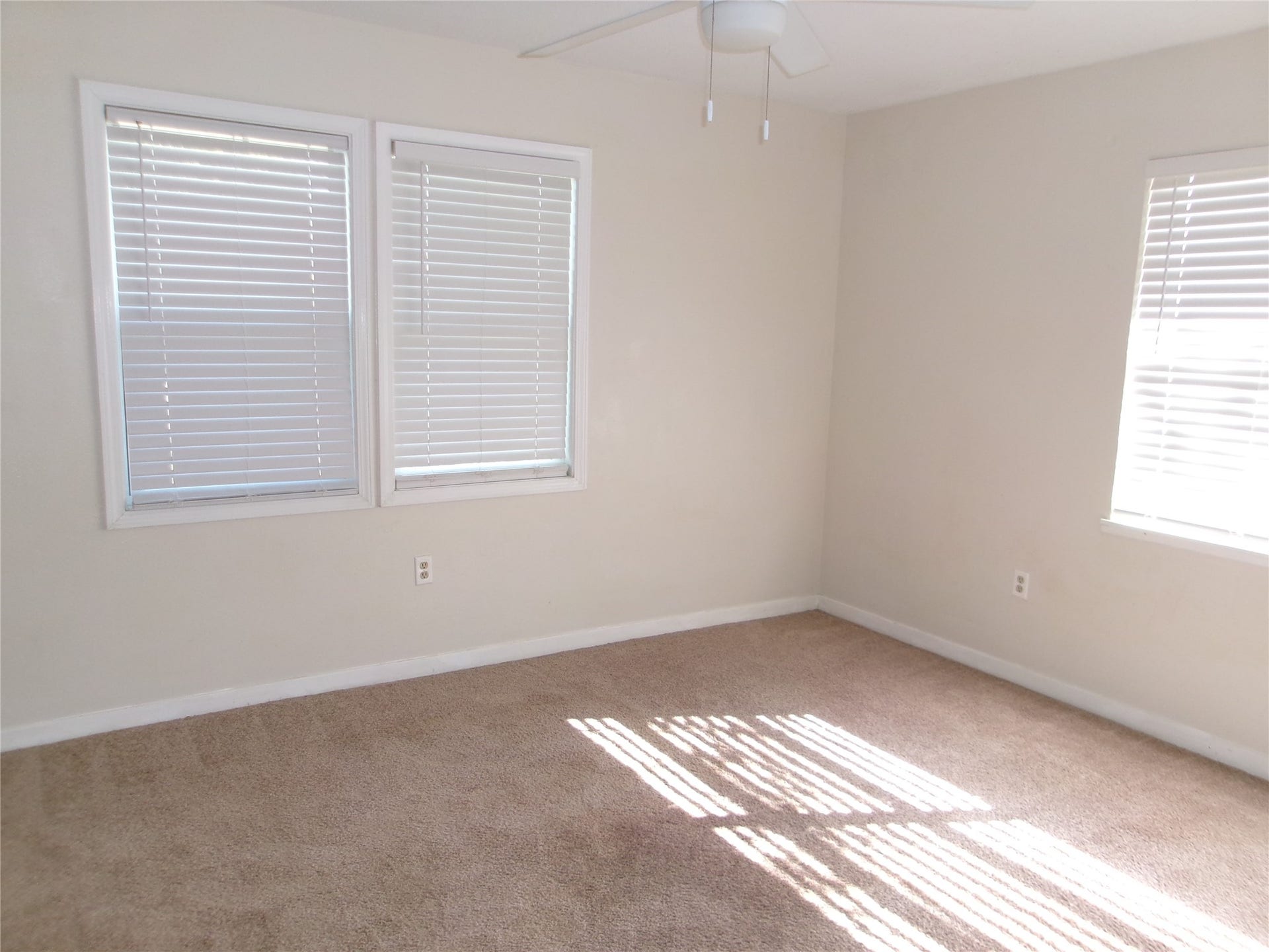 7412 McArthur Street, Hitchcock, TX 77563 7412 McArthur Street, Hitchcock, TX 77563