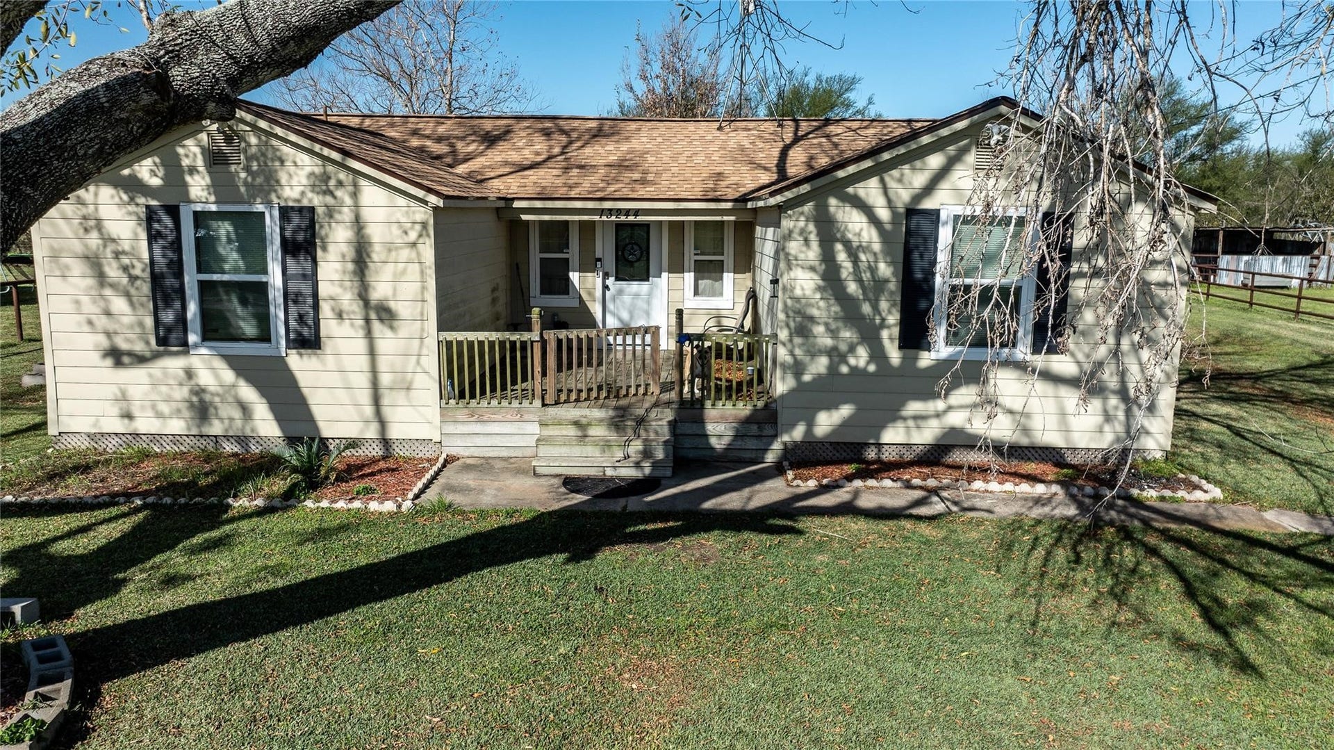 13244 Kanak Street, Needville, TX 77461 13244 Kanak Street, Needville, TX 77461