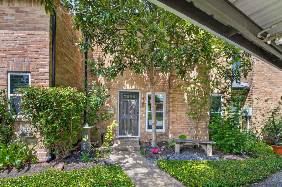 Property photo for 745 Worthshire Street, Houston, TX