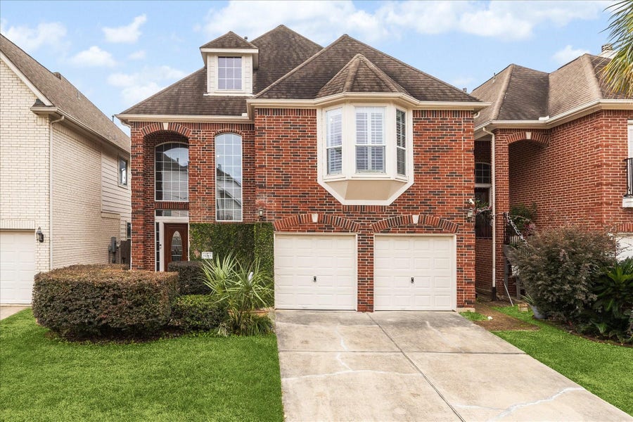 Property photo for 11215 Royce Palms Drive, Houston, TX