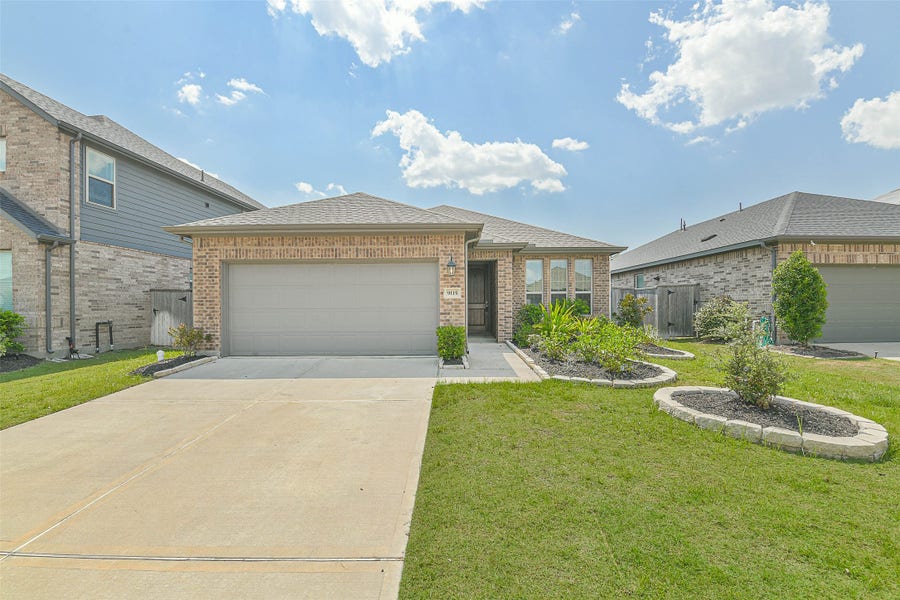 Property photo for 9115 Brixham Drive, Cypress, TX