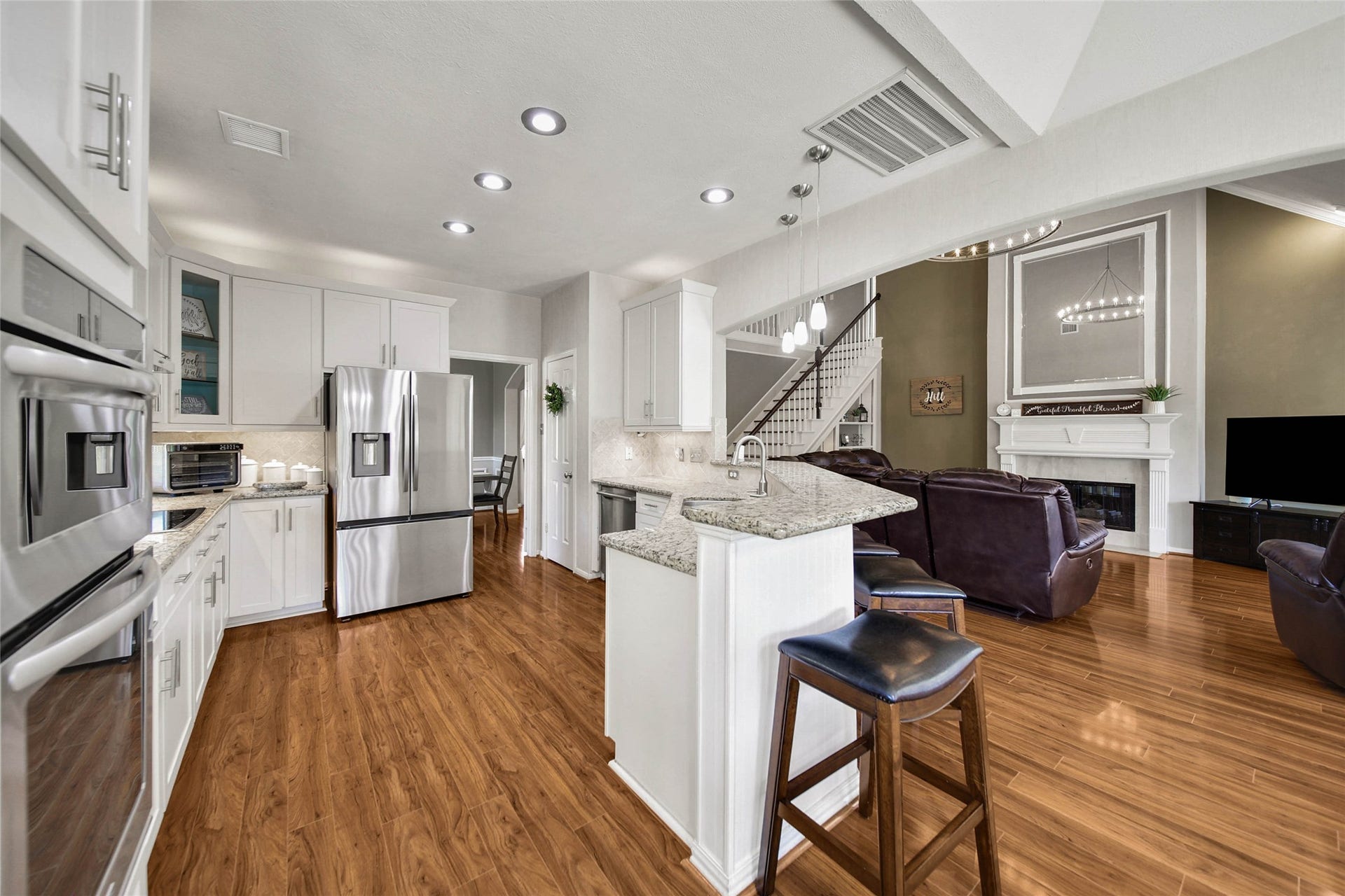 5206 Evergreen Valley Drive, Kingwood, TX 77345 5206 Evergreen Valley Drive, Kingwood, TX 77345