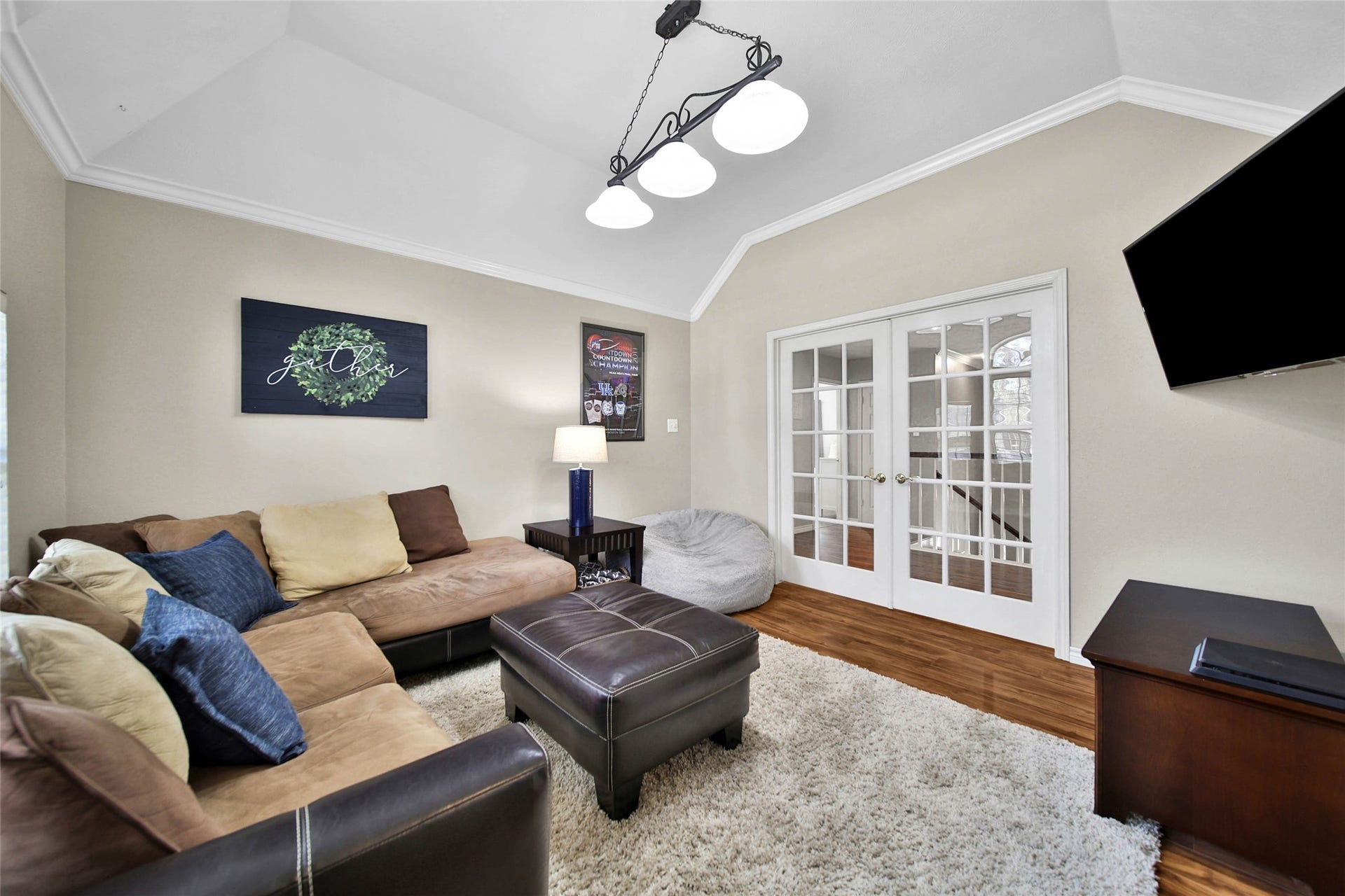 5206 Evergreen Valley Drive, Kingwood, TX 77345 So many possible uses for this room!