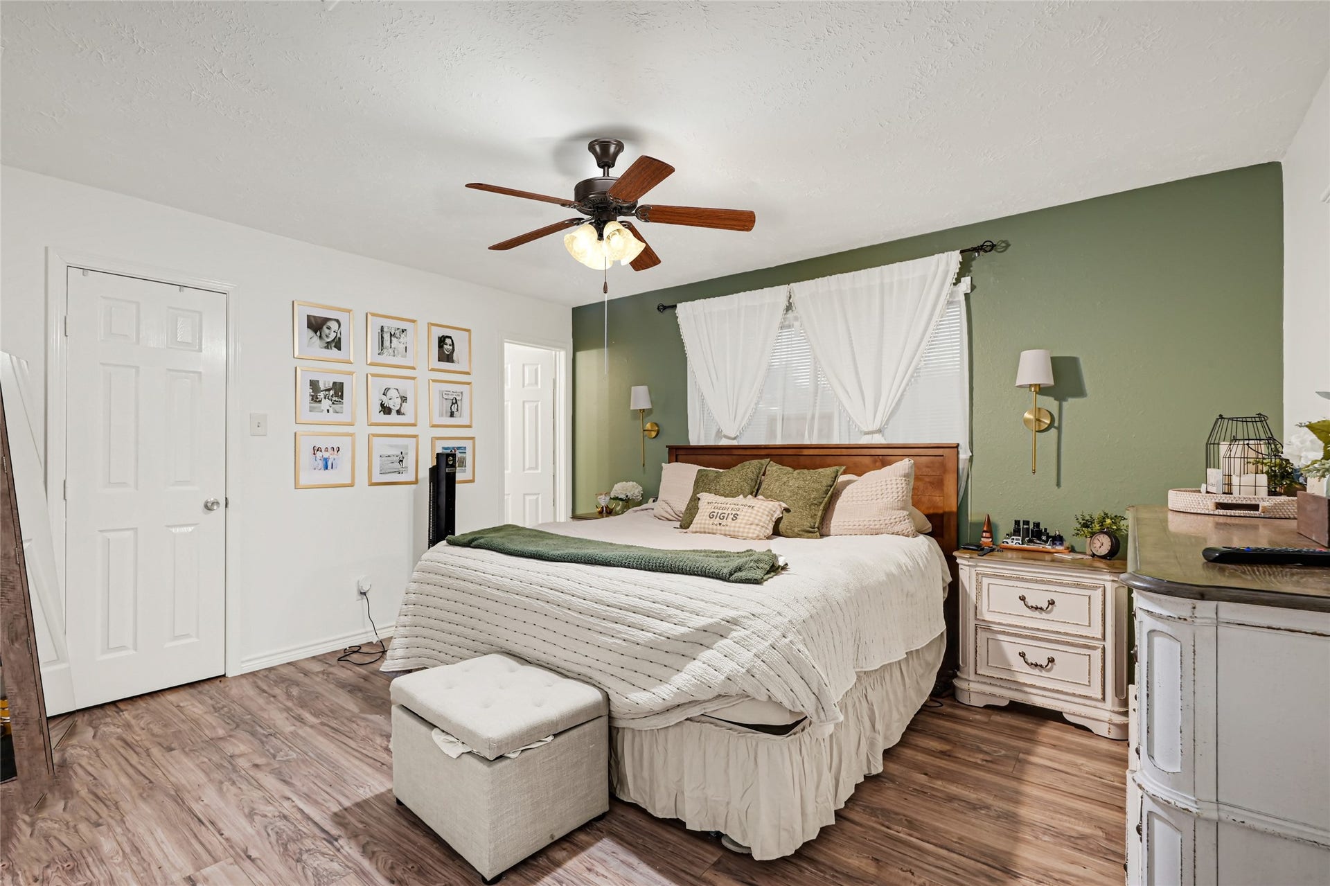 11226 Sageburrow Drive, Houston, TX 77089 11226 Sageburrow Drive, Houston, TX 77089