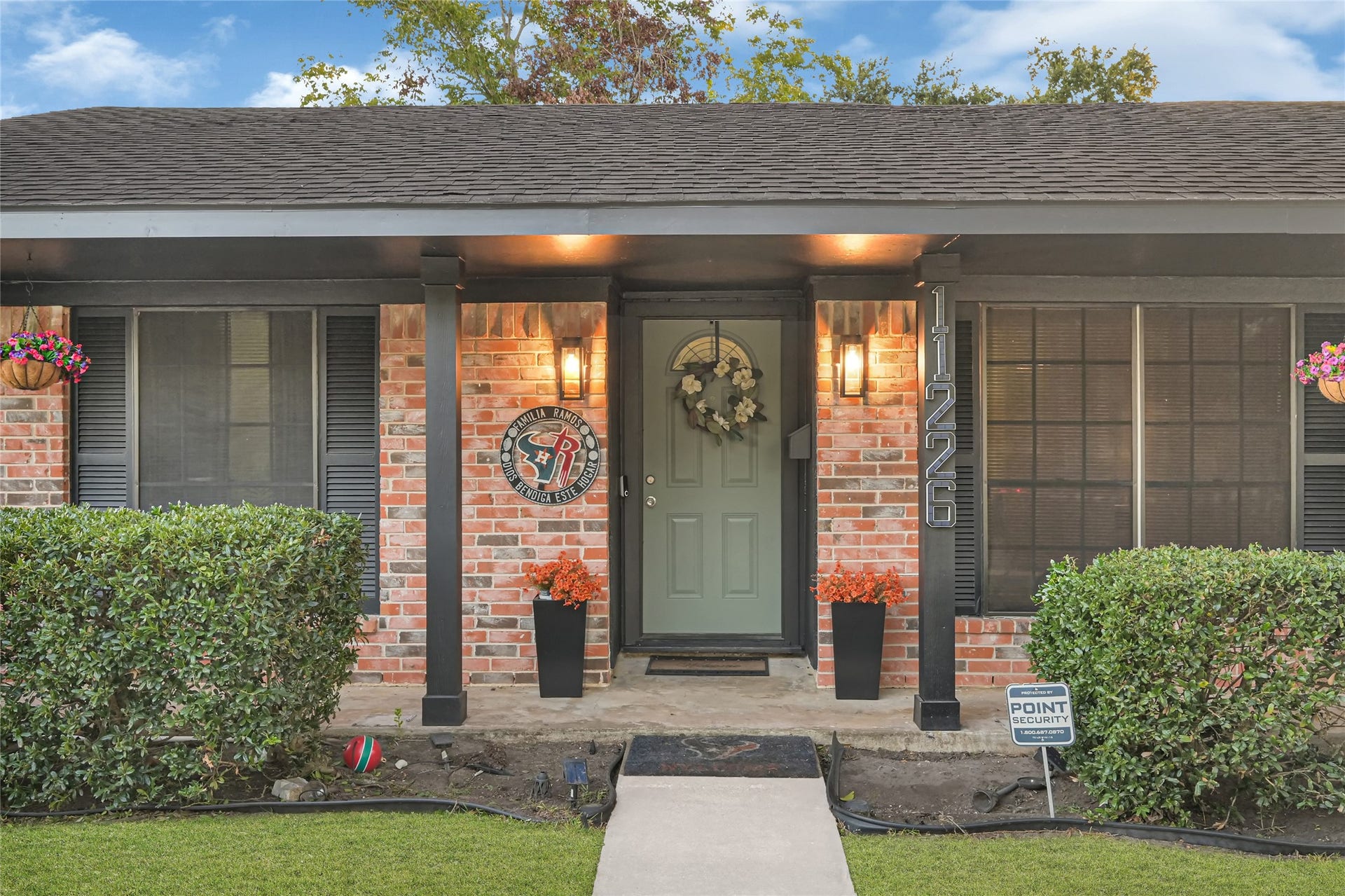 11226 Sageburrow Drive, Houston, TX 77089 11226 Sageburrow Drive, Houston, TX 77089