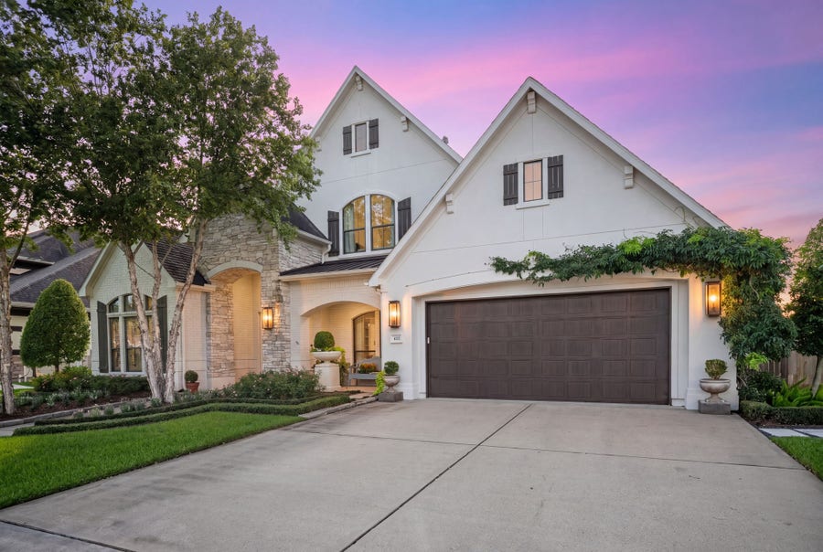 Property photo for 412 Northview Drive, Friendswood, TX