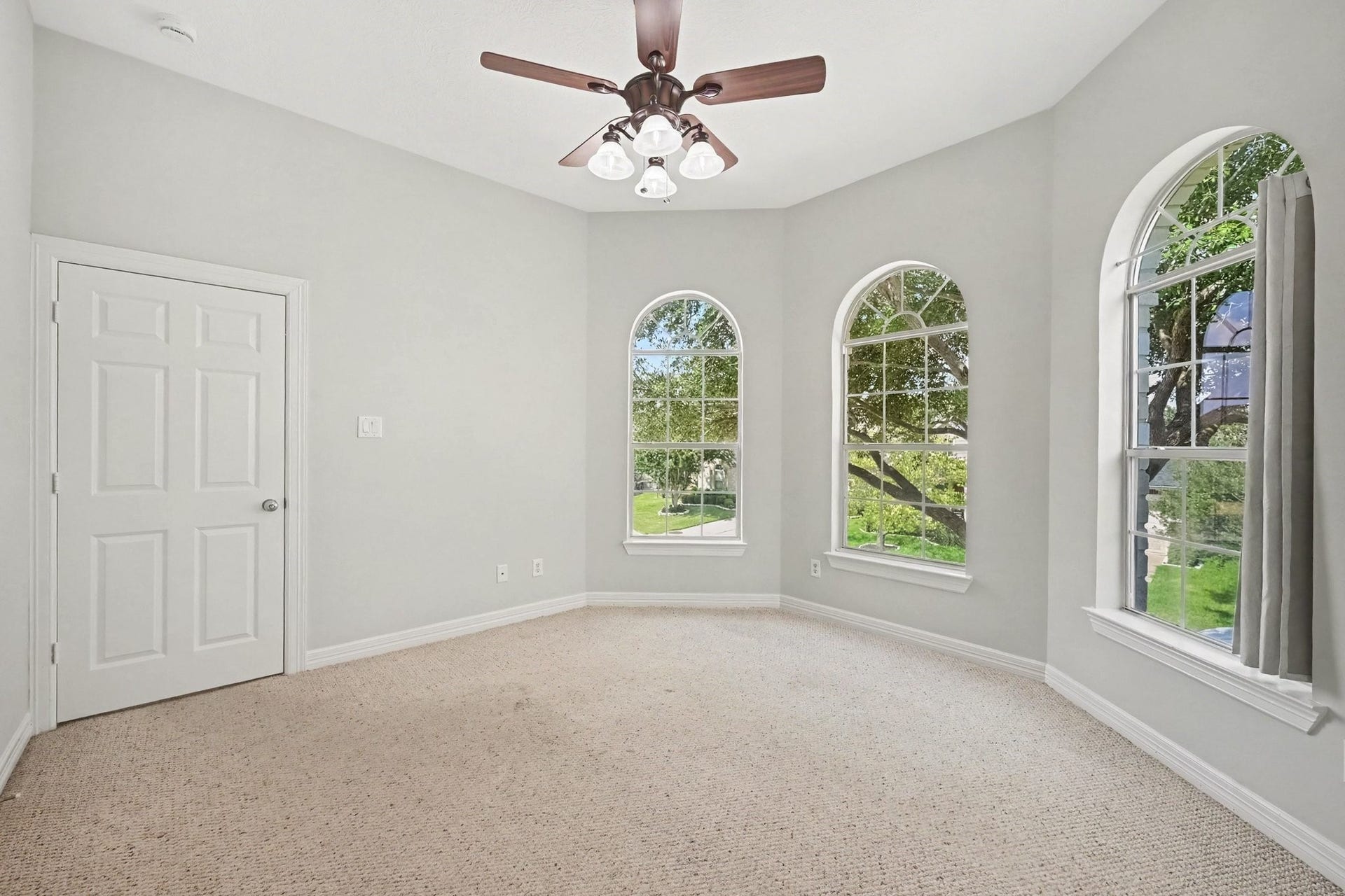 14135 Grovemist Lane, Houston, TX 77082 14135 Grovemist Lane, Houston, TX 77082