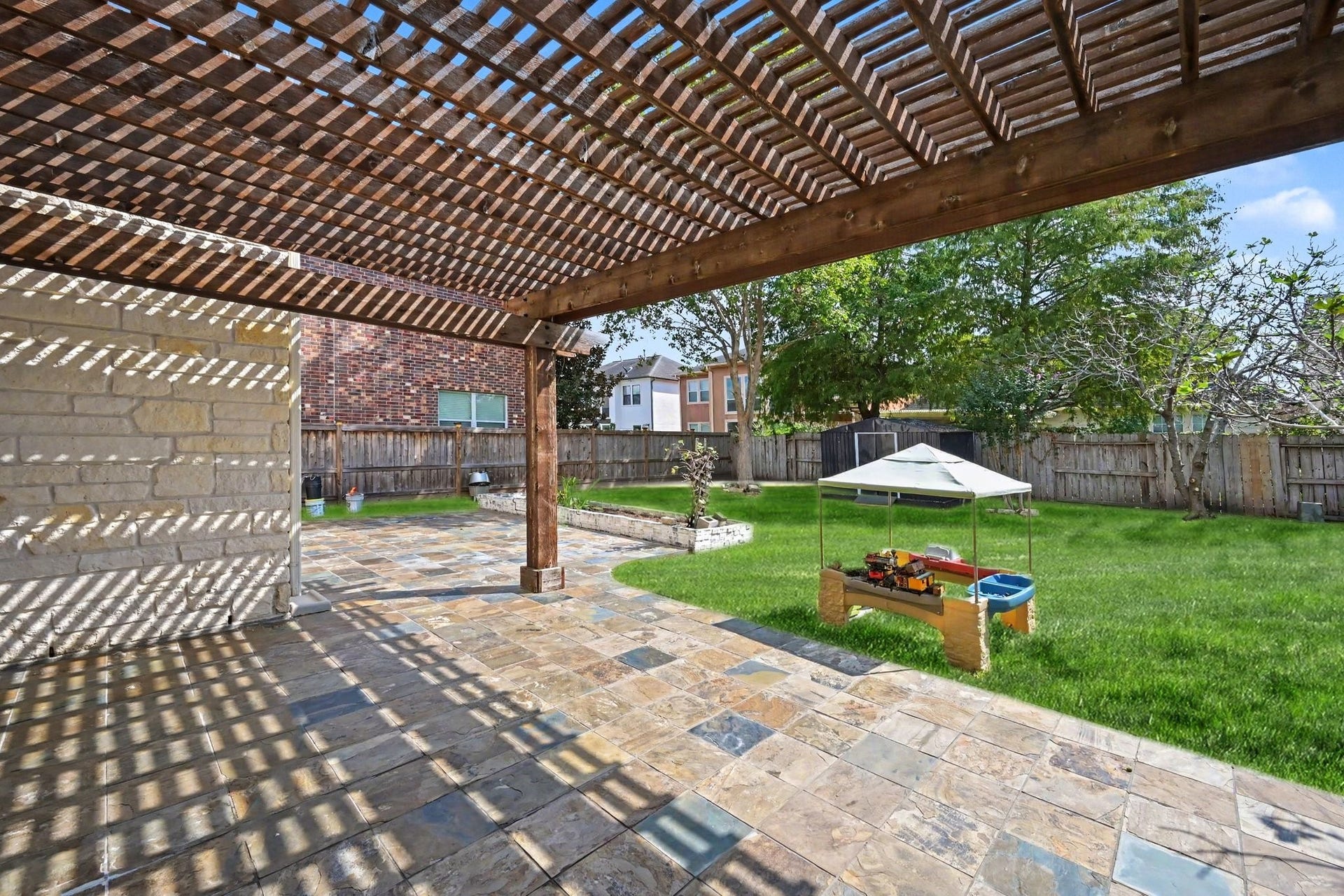 14135 Grovemist Lane, Houston, TX 77082 14135 Grovemist Lane, Houston, TX 77082