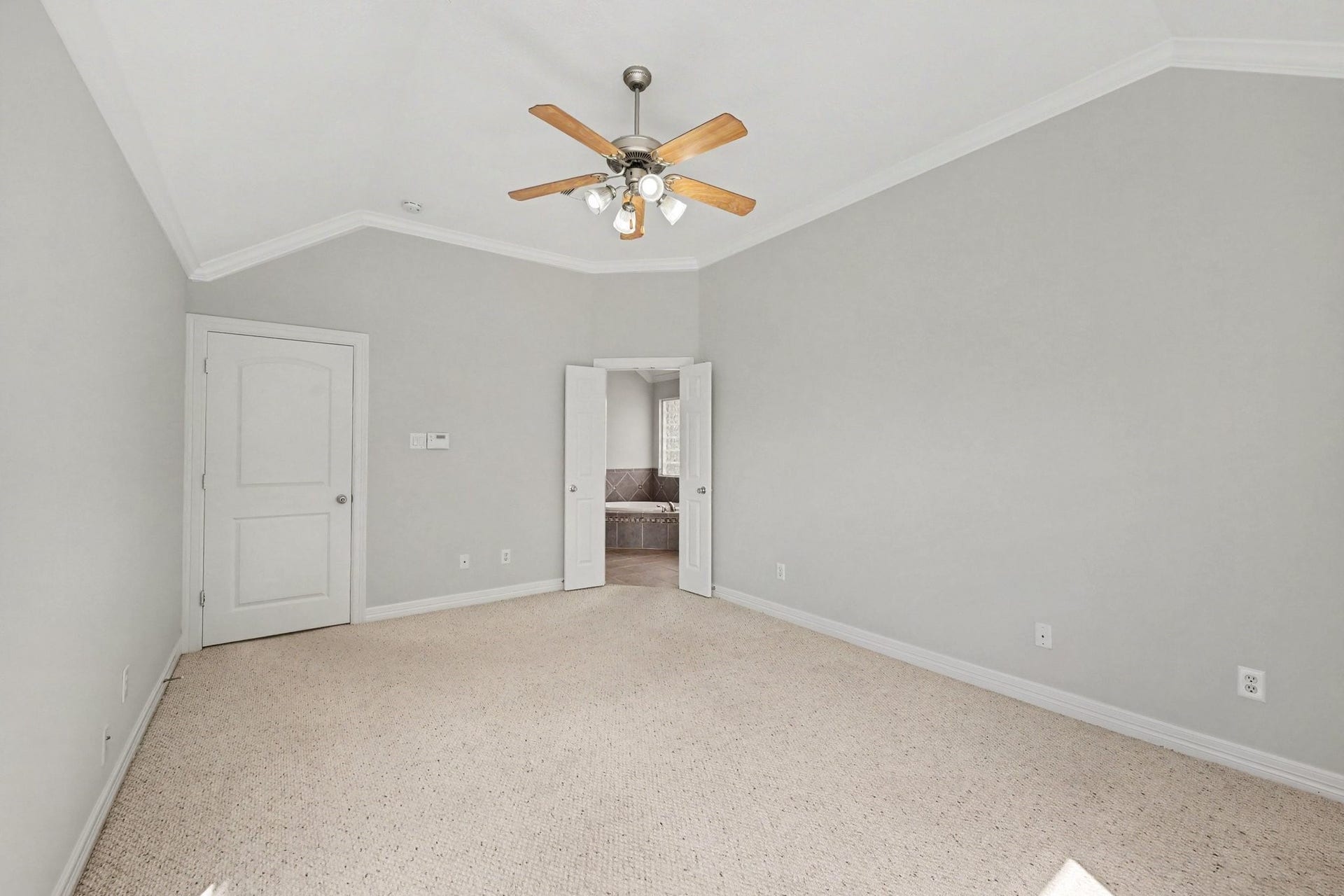 14135 Grovemist Lane, Houston, TX 77082 14135 Grovemist Lane, Houston, TX 77082