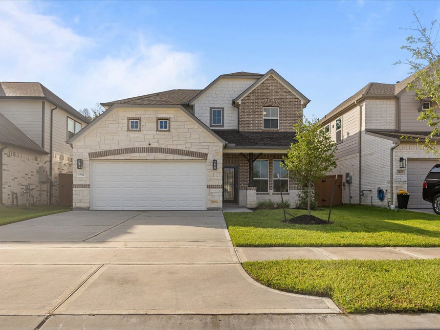 Property photo for 15614 Countesswells Drive, Humble, TX