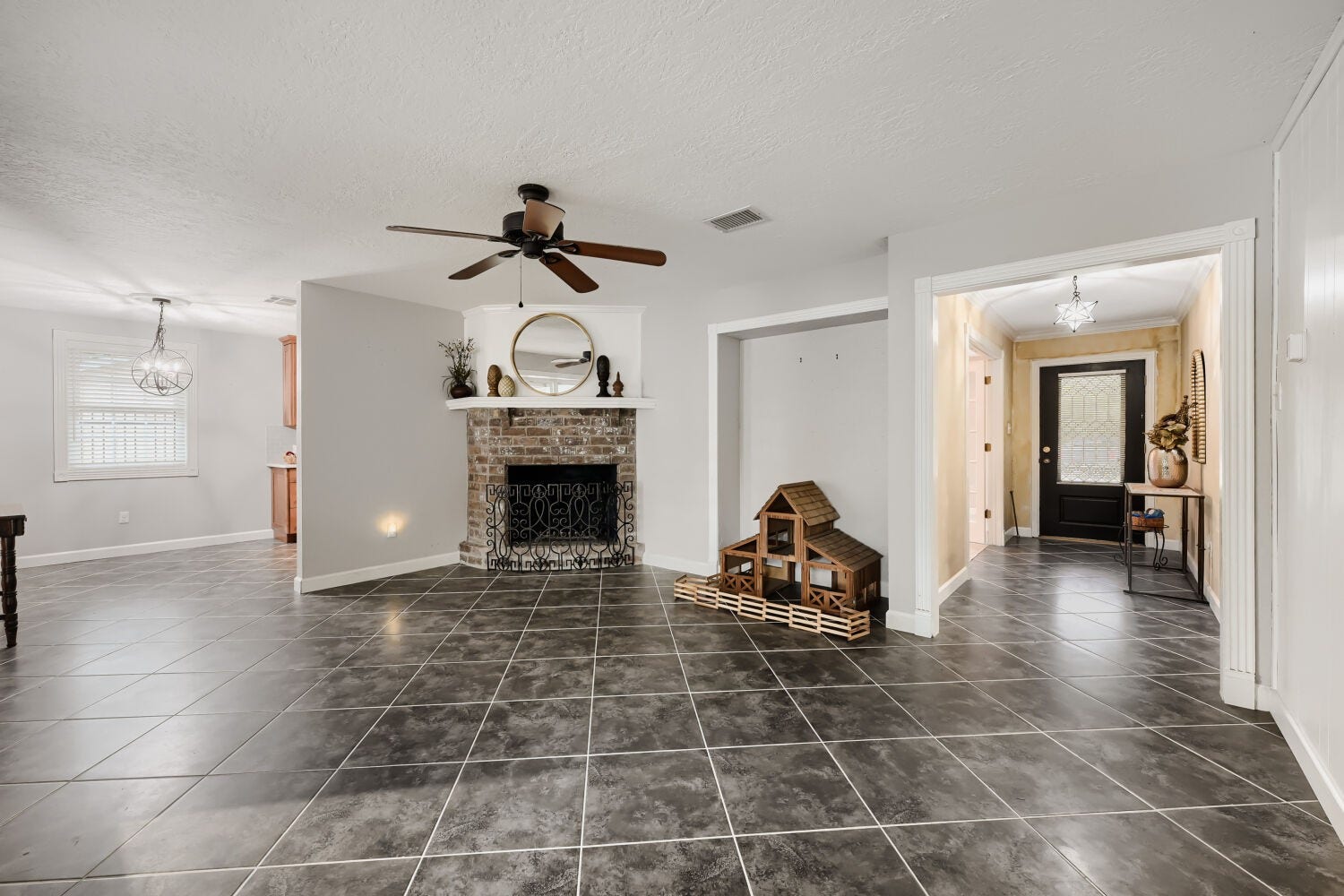 11007 Ensbrook Drive, Houston, TX 77099 11007 Ensbrook Drive, Houston, TX 77099
