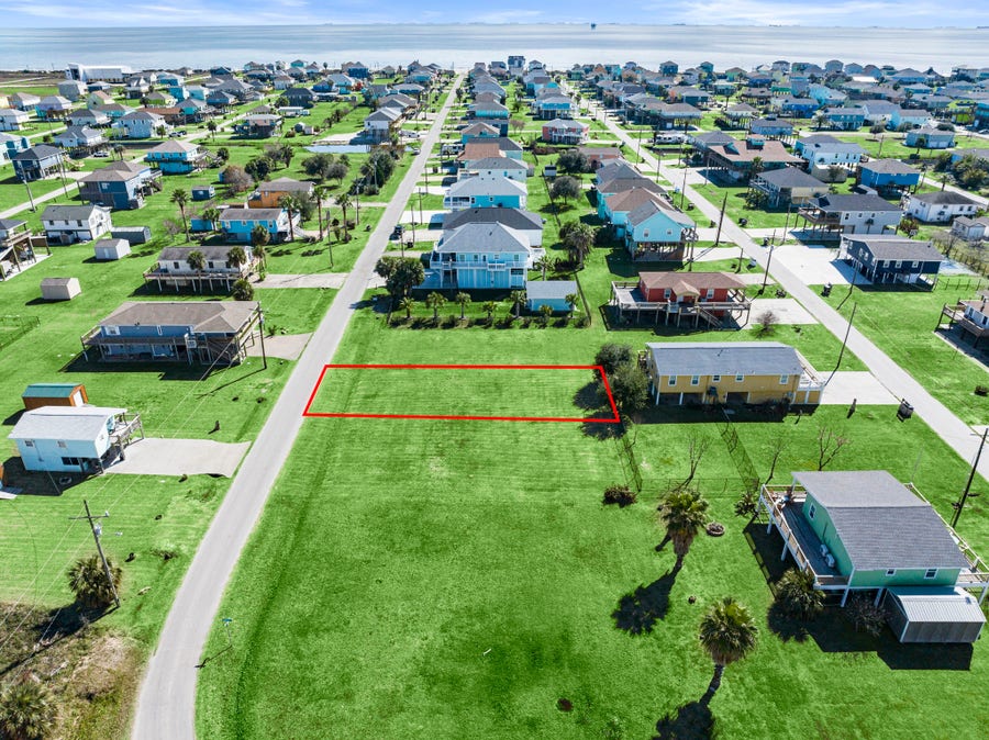 Property photo for 975 Wommack, Crystal Beach, TX