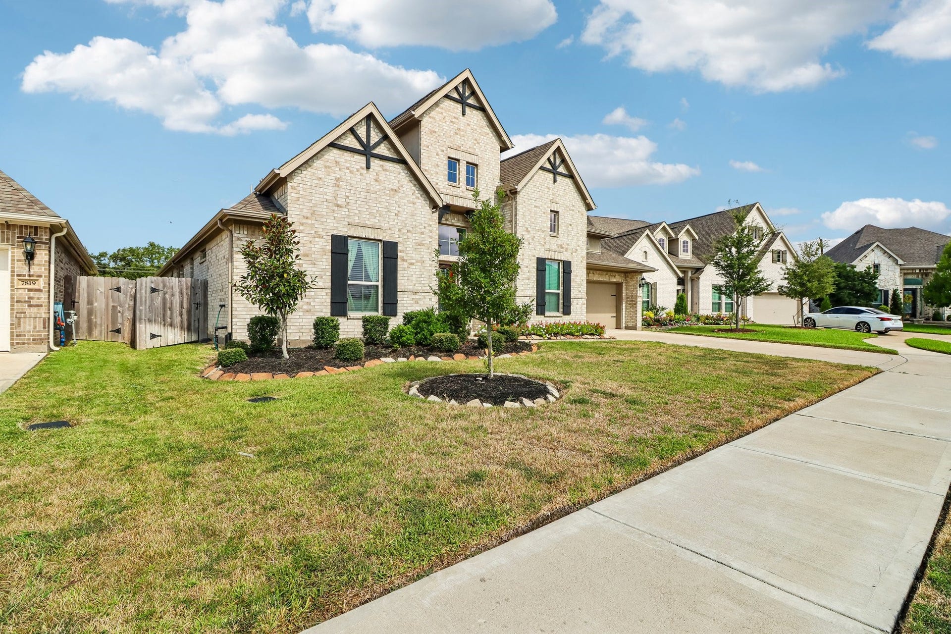 7823 Leighton Trail, Pasadena, TX 77505 7823 Leighton Trail, Pasadena, TX 77505