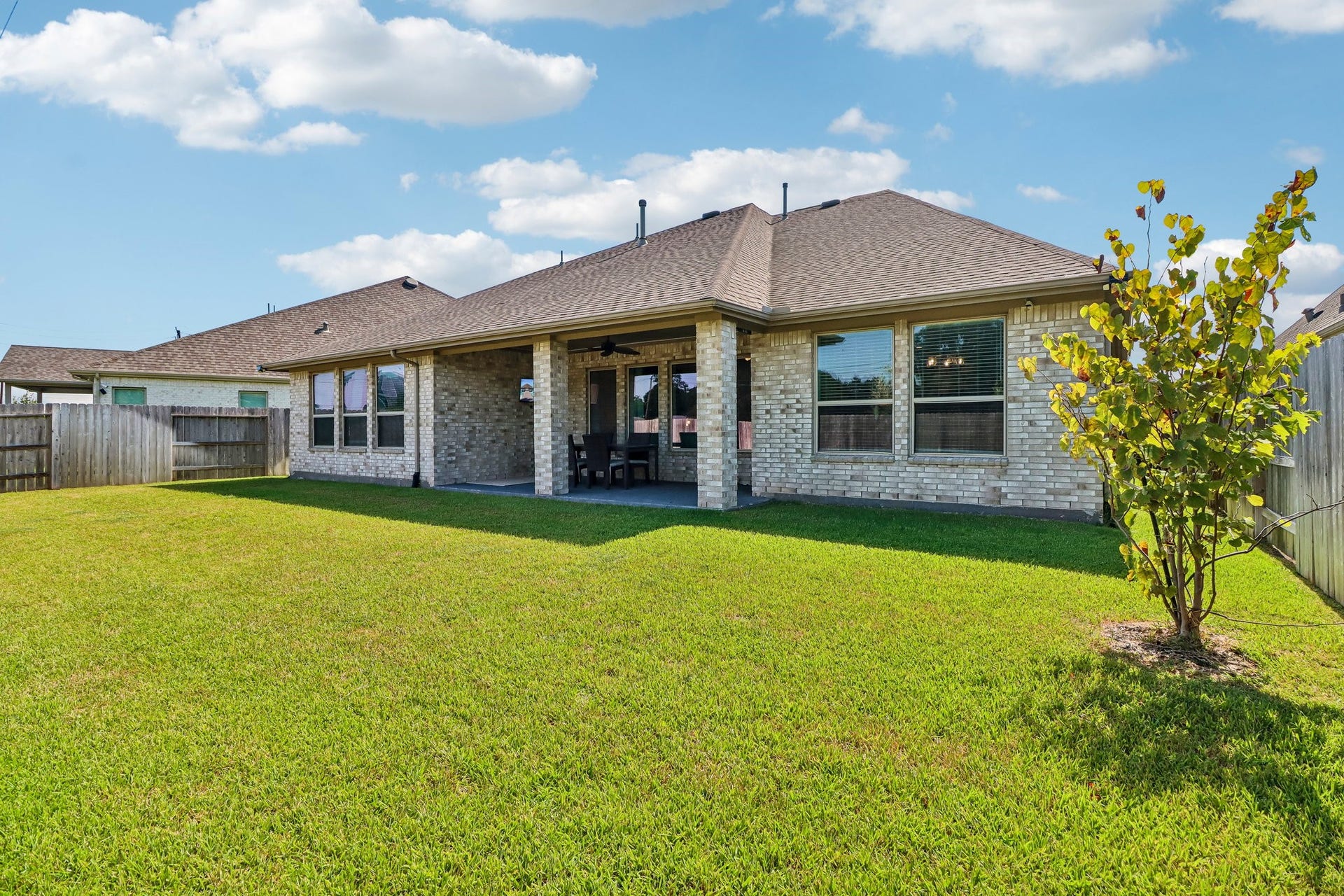 7823 Leighton Trail, Pasadena, TX 77505 7823 Leighton Trail, Pasadena, TX 77505