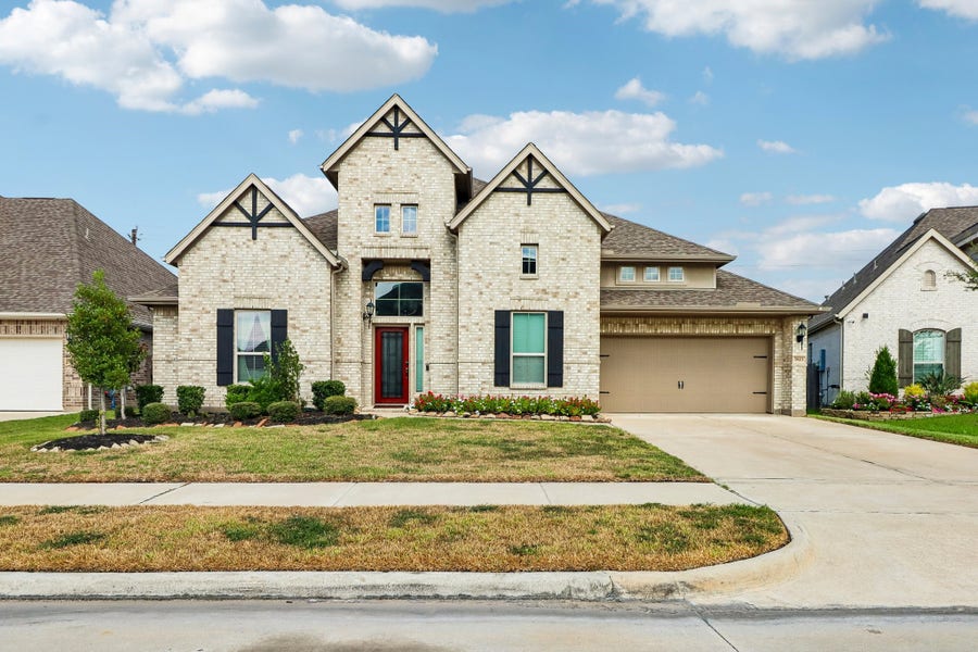 Property photo for 7823 Leighton Trail, Pasadena, TX