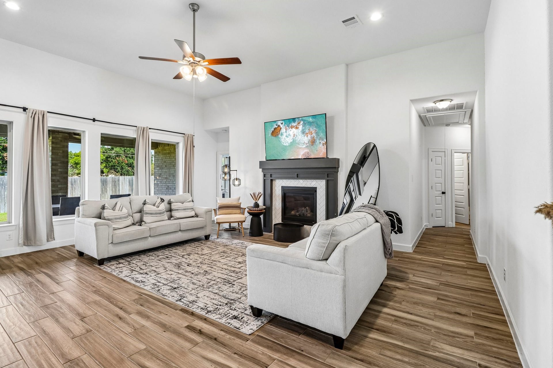 7823 Leighton Trail, Pasadena, TX 77505 7823 Leighton Trail, Pasadena, TX 77505