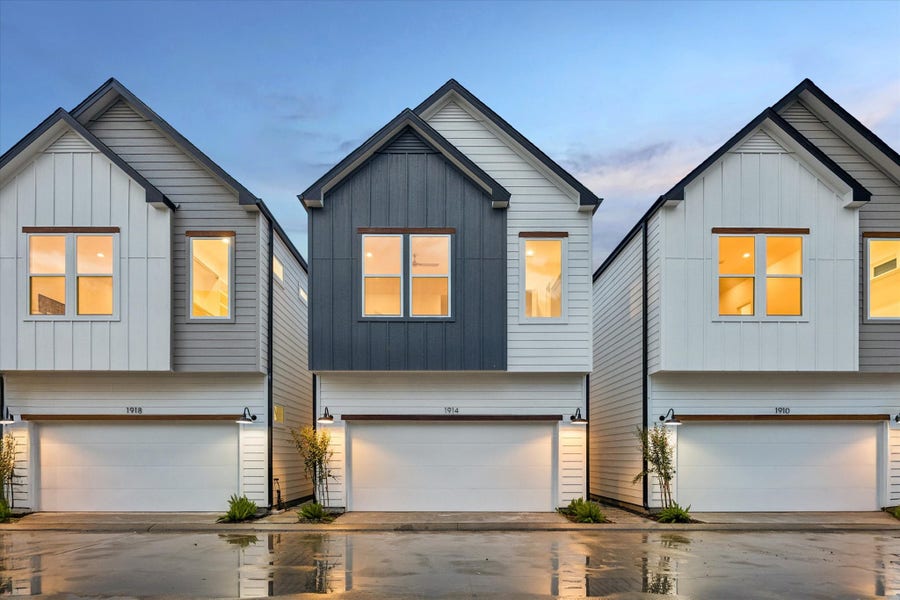 Property photo for 1914 Luna Woods Lane, Houston, TX