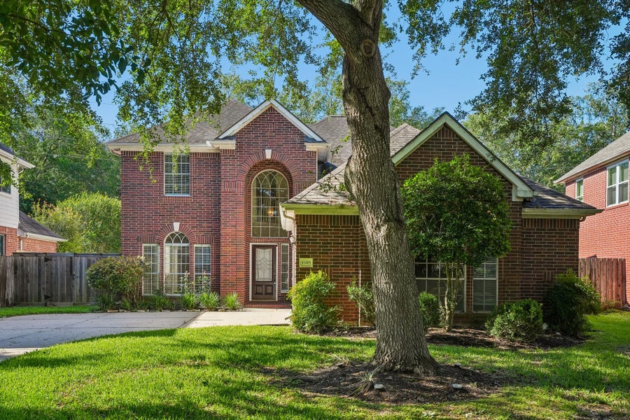Property photo for 15415 Truslow Point Lane, Sugar Land, TX