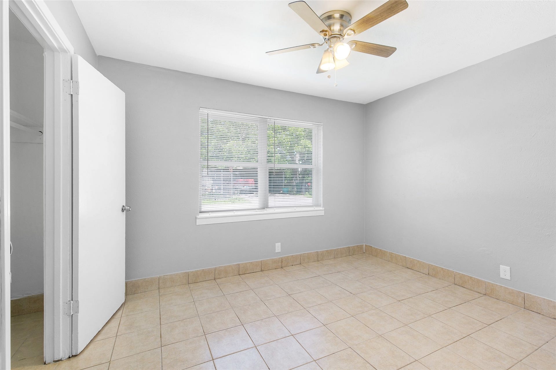 4401 Denmark Street, Houston, TX 77016 4401 Denmark Street, Houston, TX 77016
