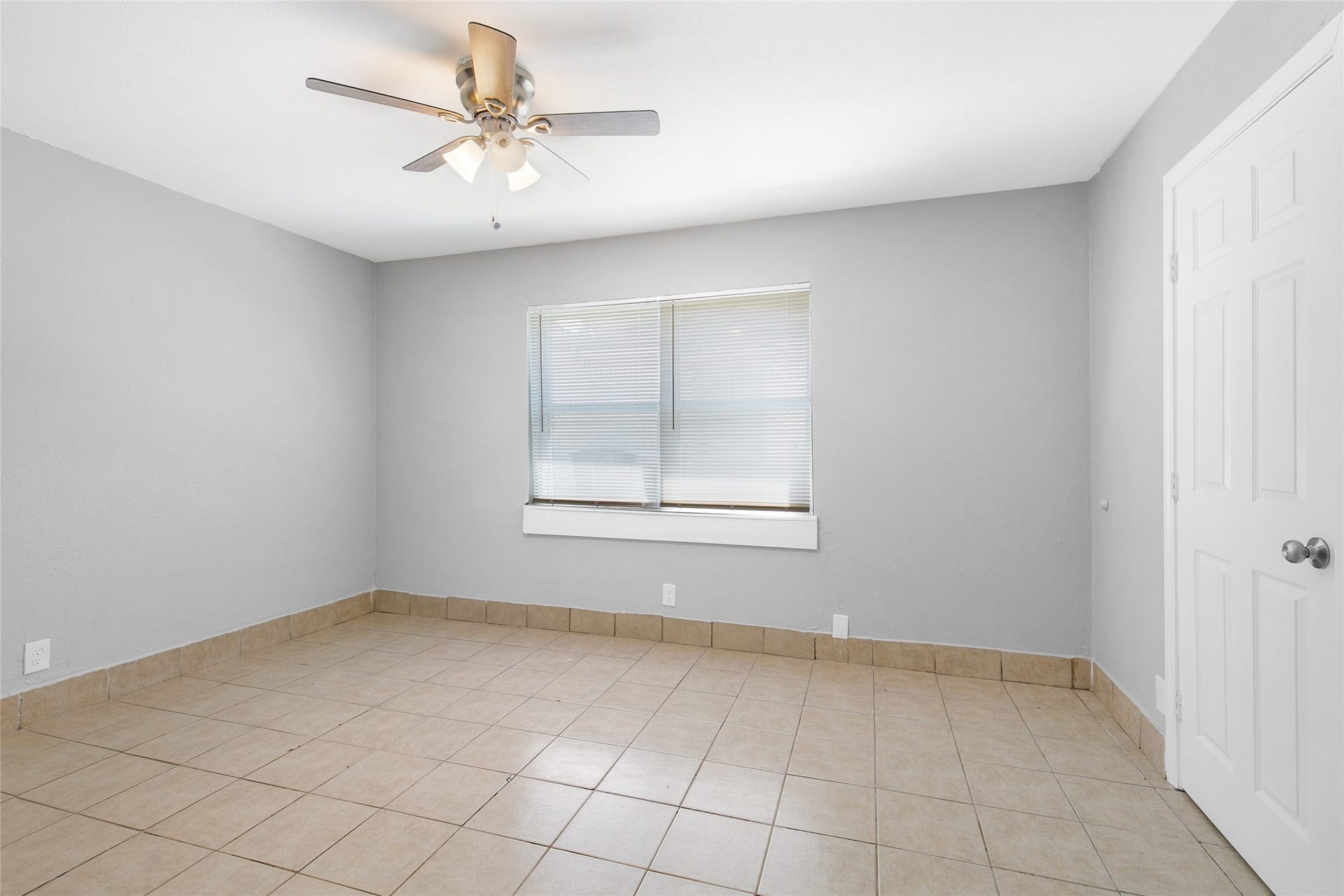 4401 Denmark Street, Houston, TX 77016 4401 Denmark Street, Houston, TX 77016