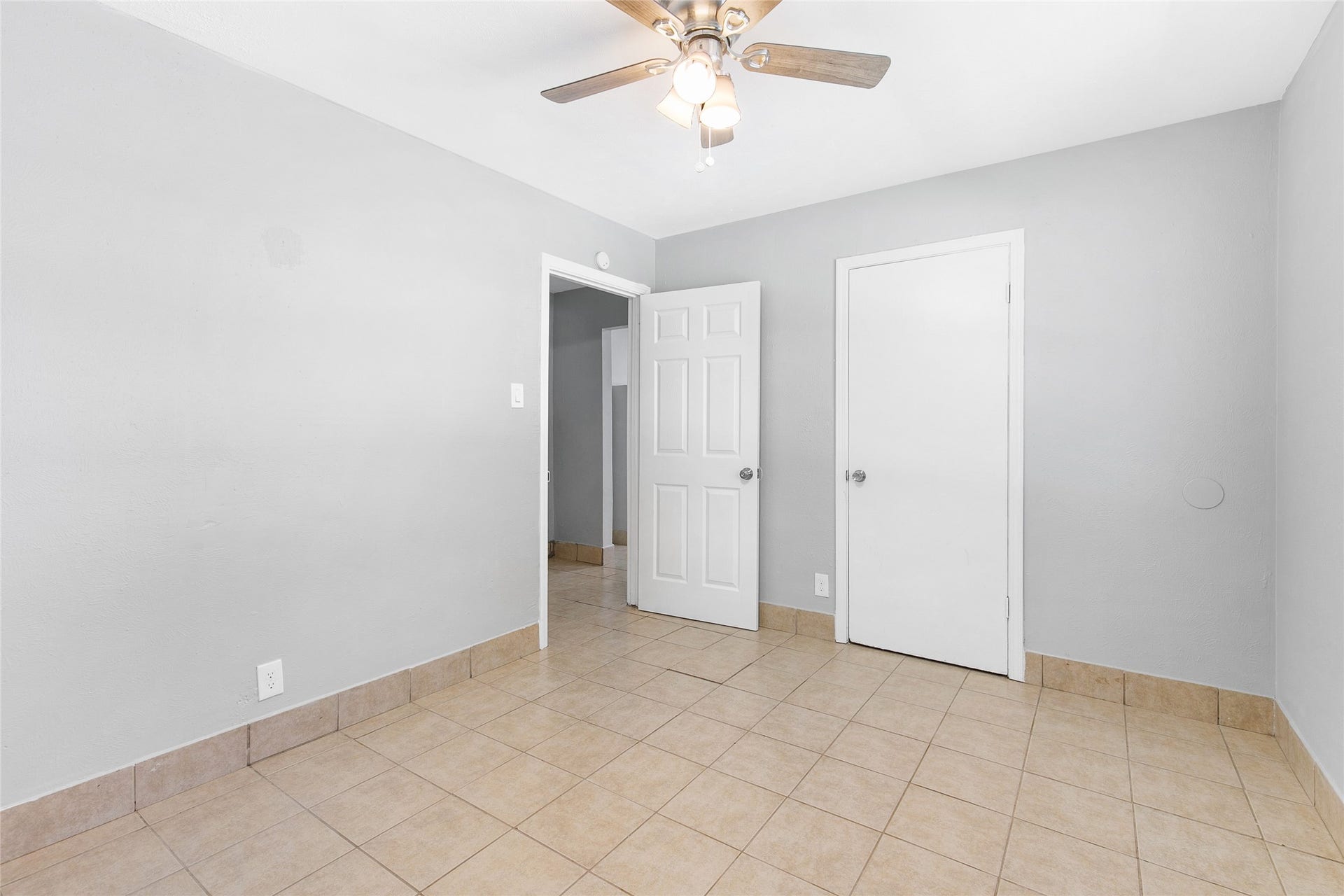 4401 Denmark Street, Houston, TX 77016 4401 Denmark Street, Houston, TX 77016
