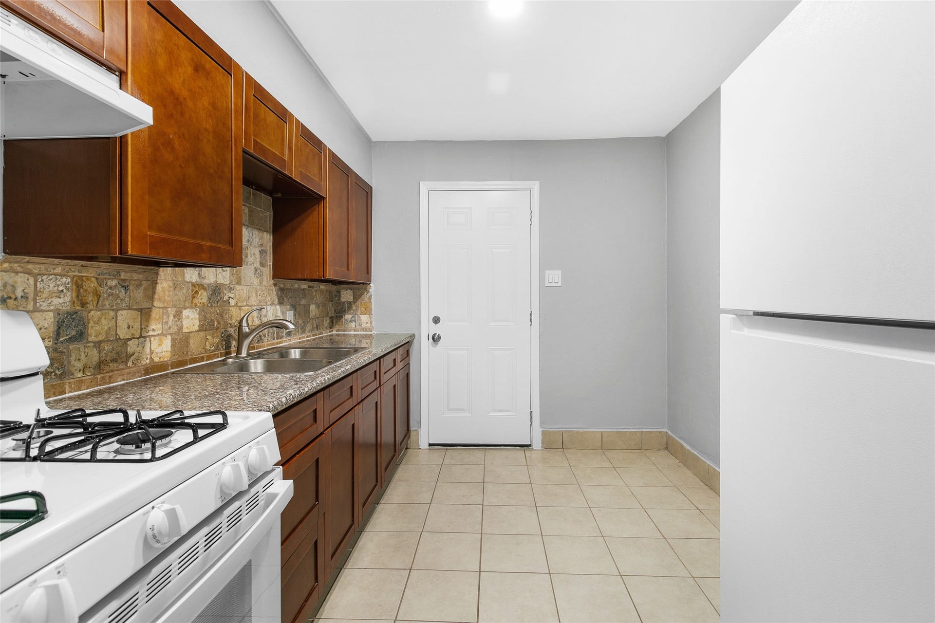 4401 Denmark Street, Houston, TX 77016 4401 Denmark Street, Houston, TX 77016