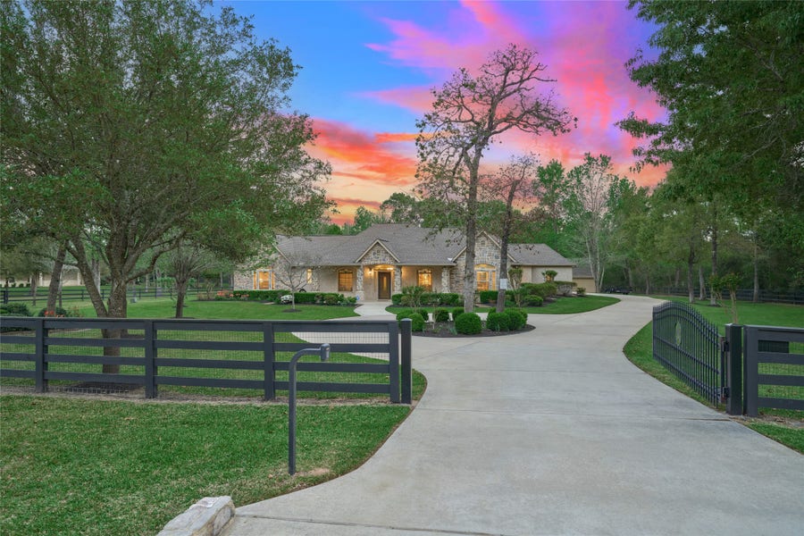 Property photo for 26205 Crown Ranch Boulevard, Montgomery, TX