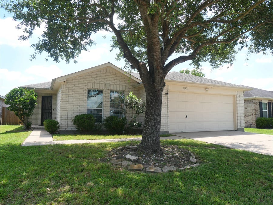 Property photo for 11931 Panay Village Circle, Houston, TX