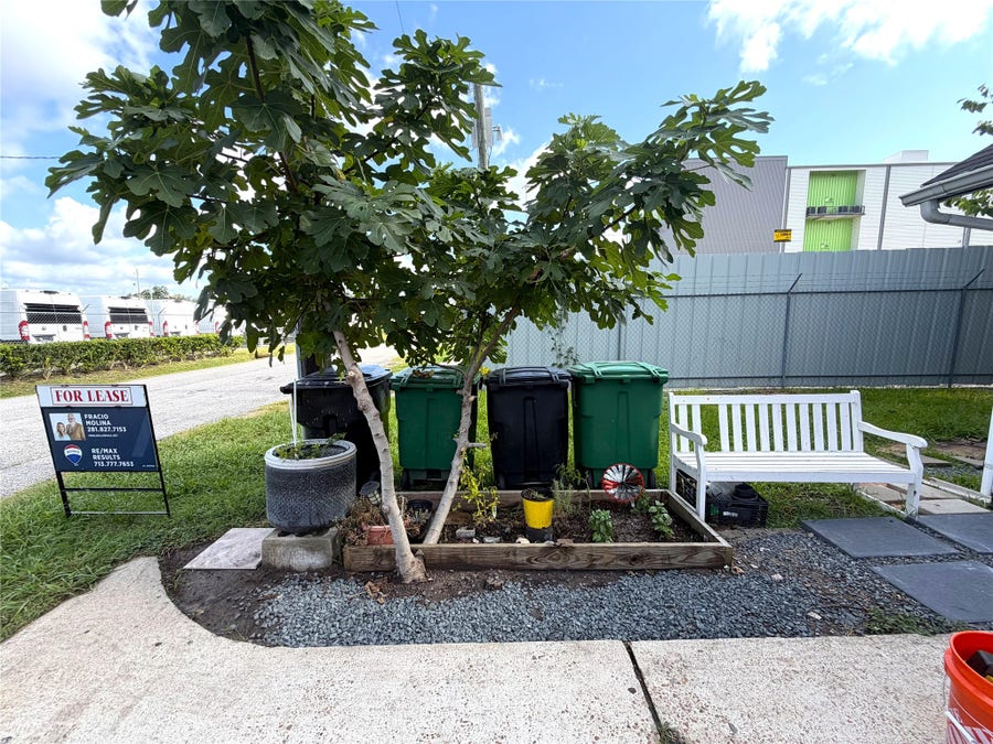 Property photo for 2808 Columbia Street, Houston, TX