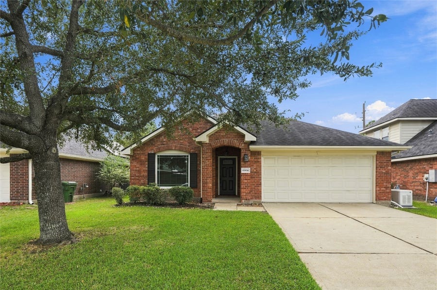 Property photo for 6806 Topsfield Point Drive, Humble, TX