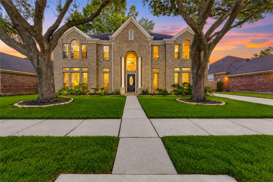 Property photo for 14215 Edinburgh Court, Houston, TX