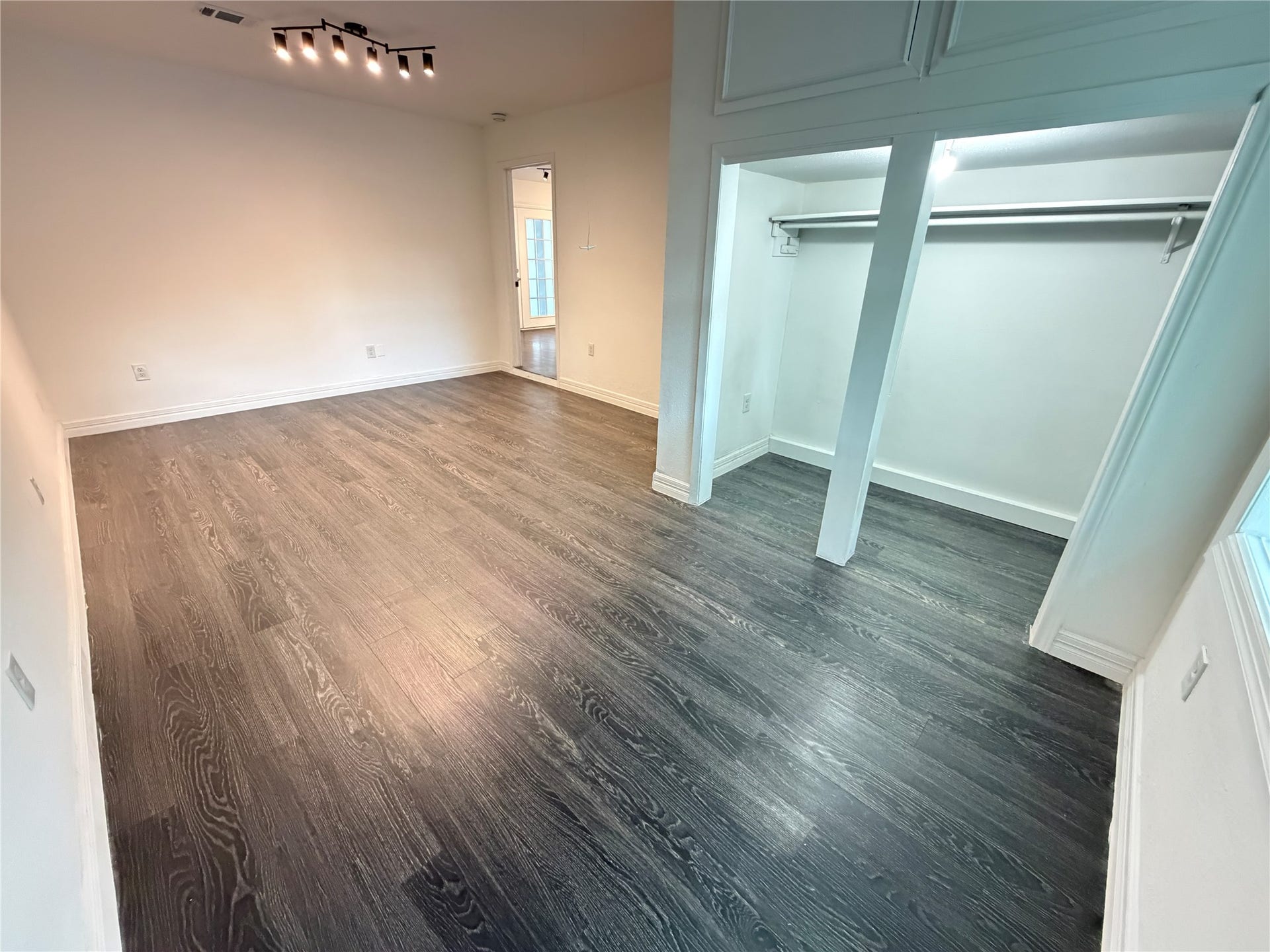 15617 Park Manor Street, Houston, TX 77053 15617 Park Manor Street, Houston, TX 77053