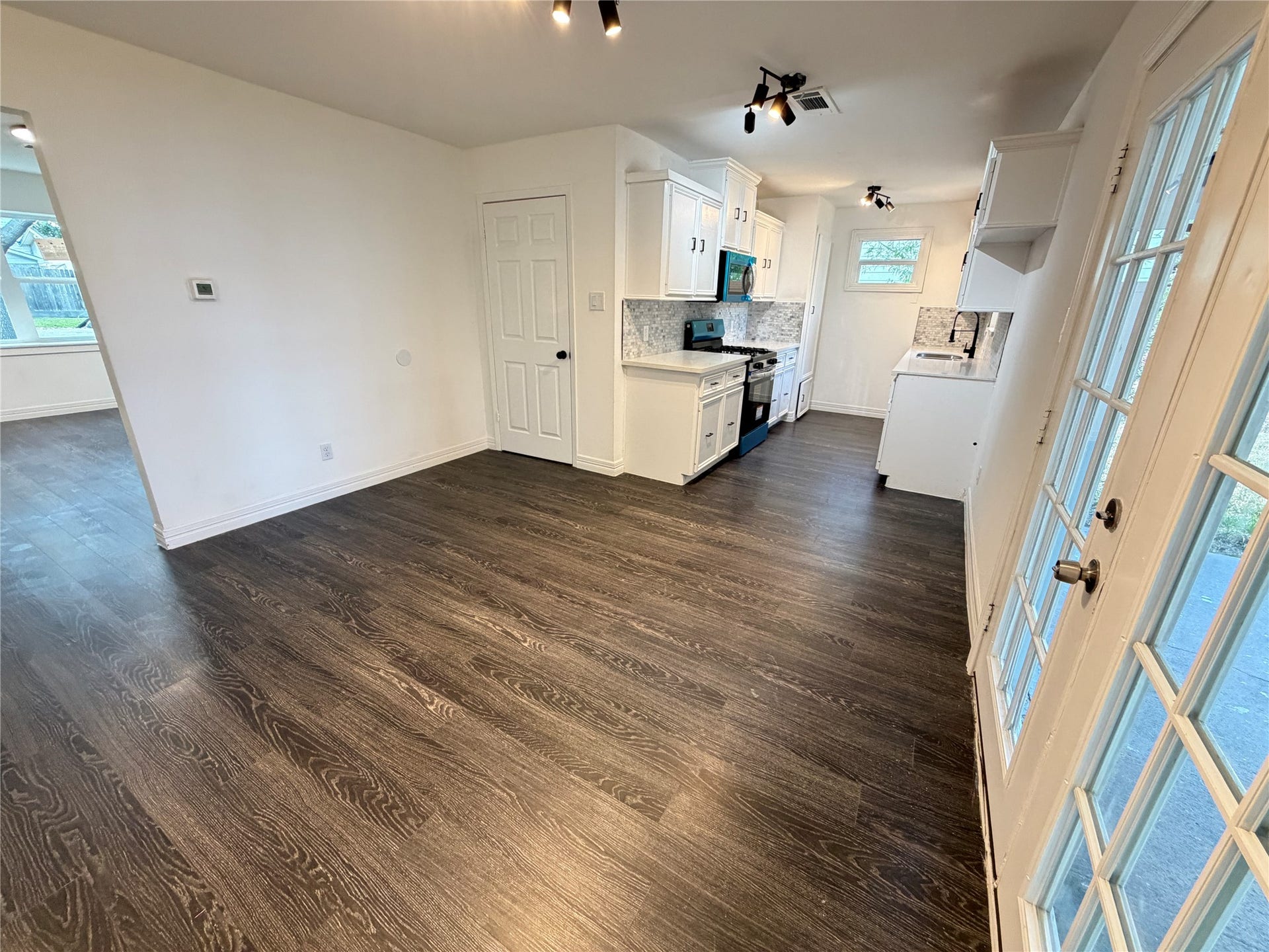 15617 Park Manor Street, Houston, TX 77053 15617 Park Manor Street, Houston, TX 77053
