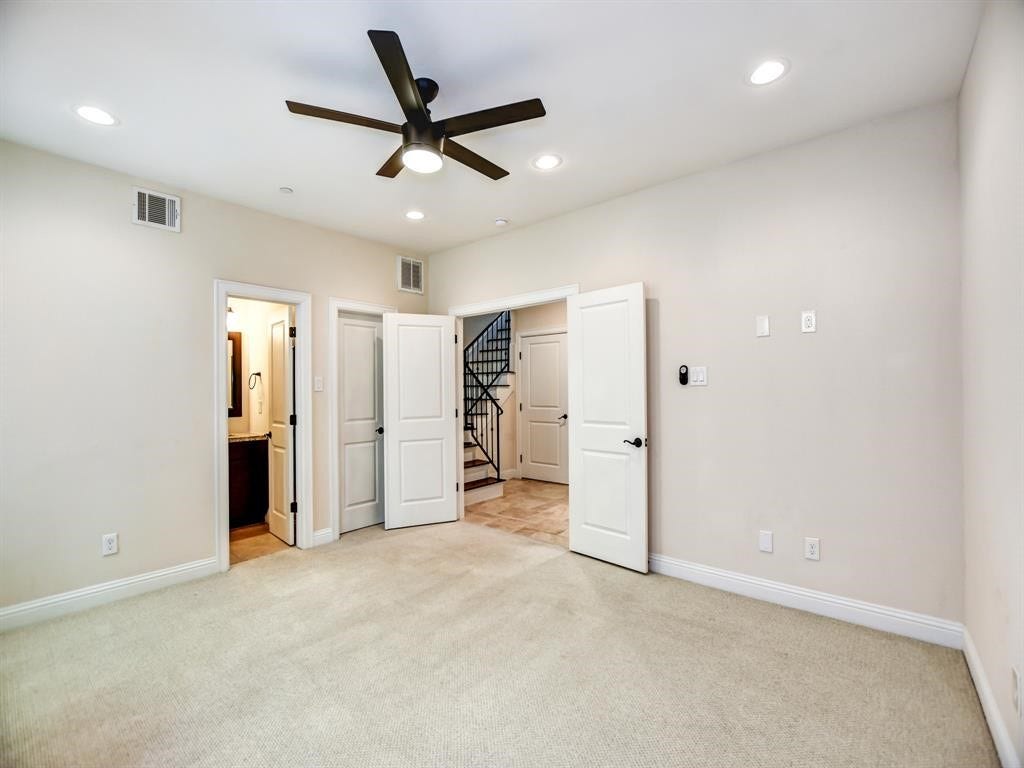 1139 W 15th 1/2 Street, Houston, TX 77008 1139 W 15th 1/2 Street, Houston, TX 77008
