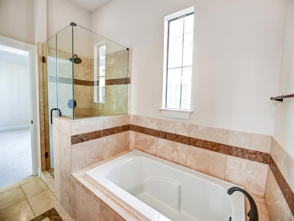 1139 W 15th 1/2 Street, Houston, TX 77008 1139 W 15th 1/2 Street, Houston, TX 77008