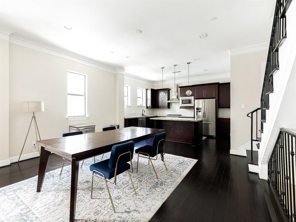 1139 W 15th 1/2 Street, Houston, TX 77008 1139 W 15th 1/2 Street, Houston, TX 77008